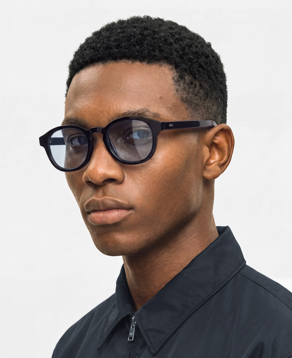 messyweekend-aki-sonnenbrille-black-soft-blue image 3