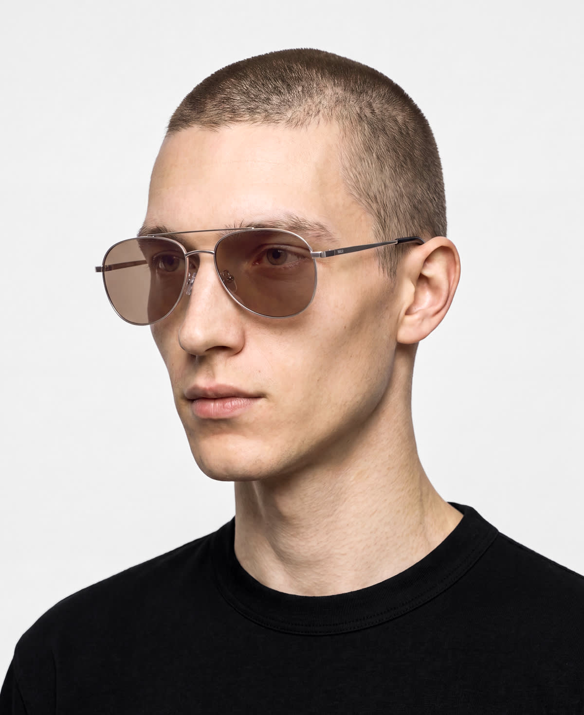 messyweekend-sain-sonnenbrille-shiny-silver-deep-brown-gradient image 3