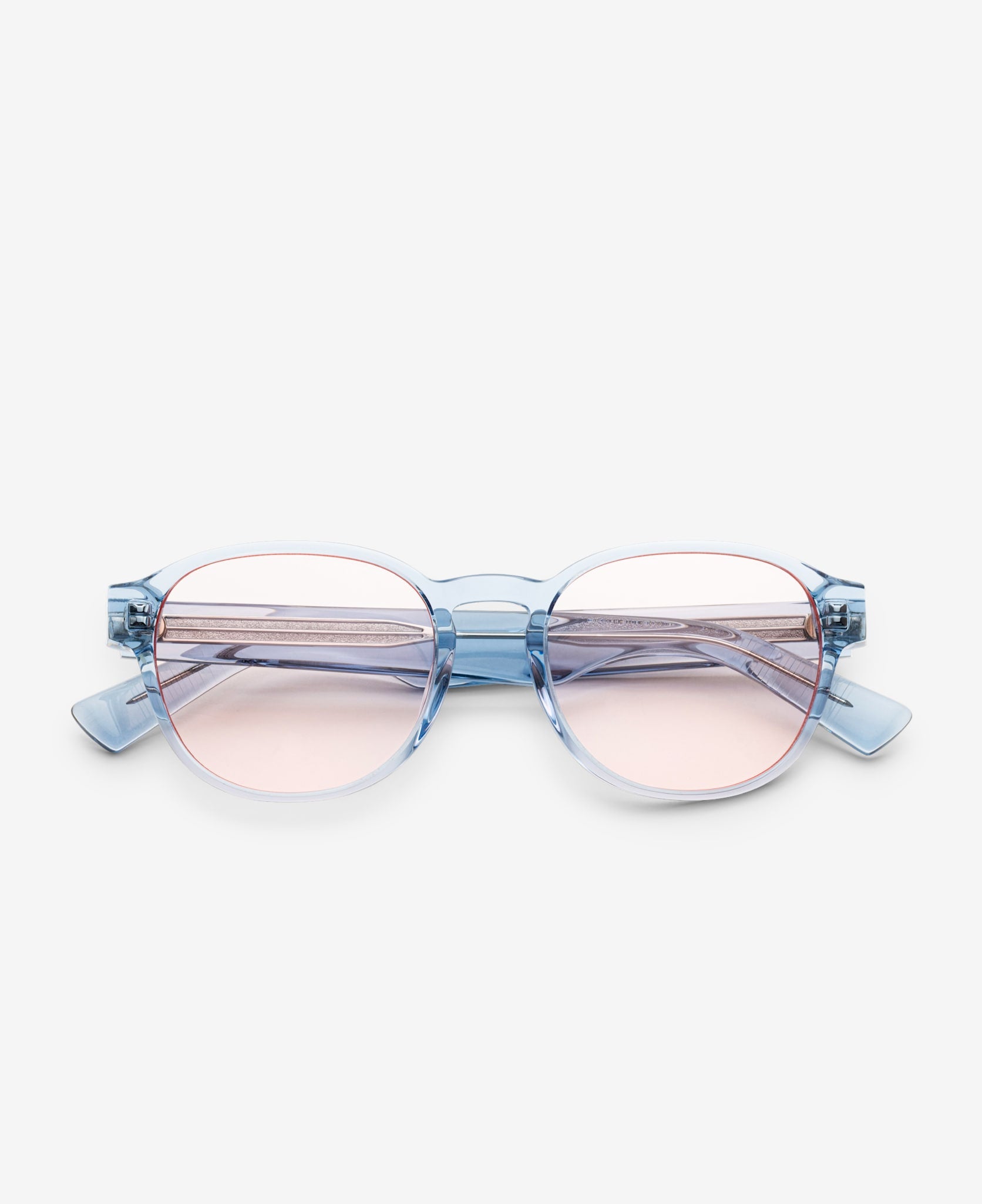 messyweekend-ryan-reveal-sonnenbrille-transparent-blue-peach-red-tint image 4