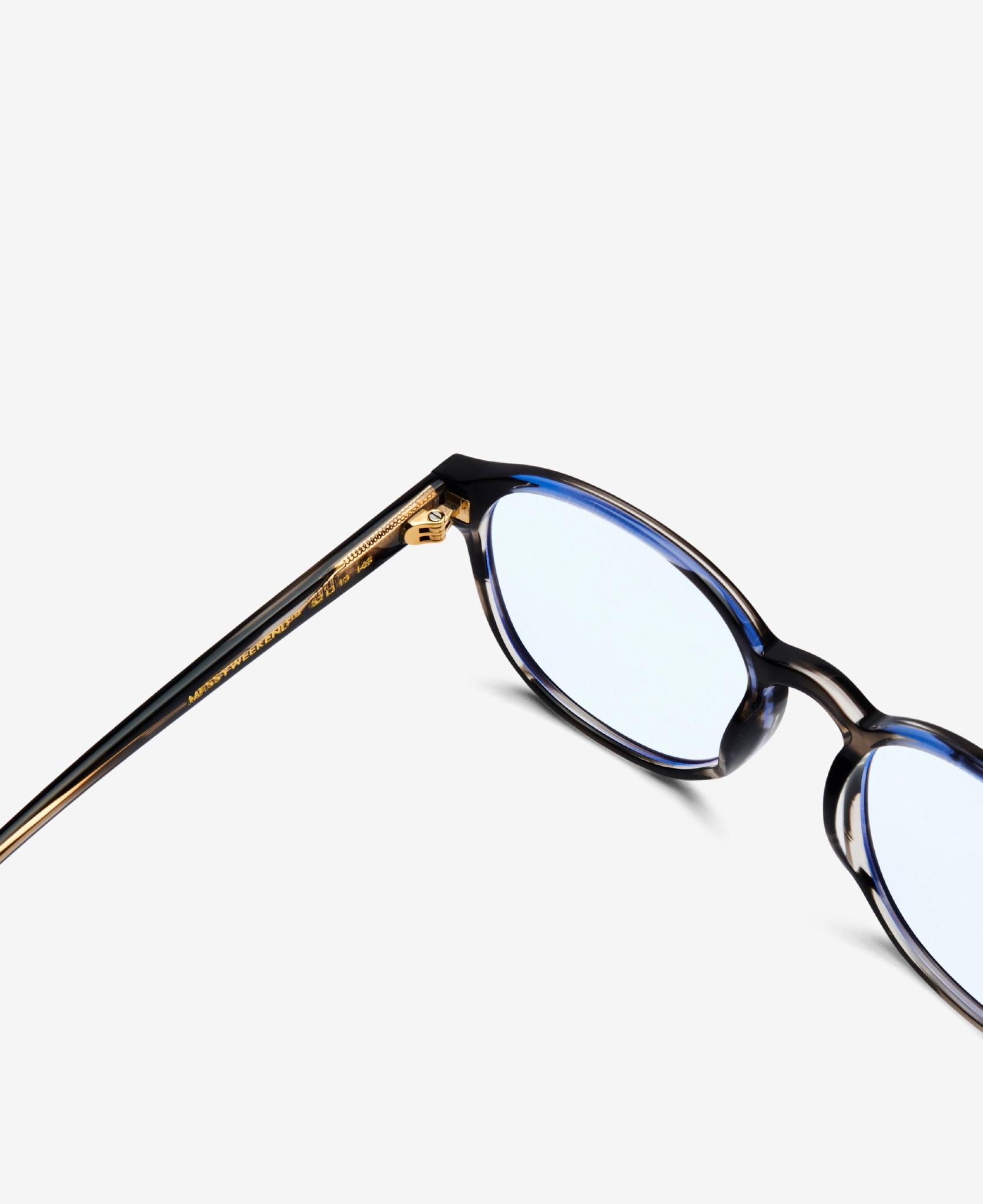 messyweekend-ryan-blaulichtbrille-cloudy-grey-clear image 5