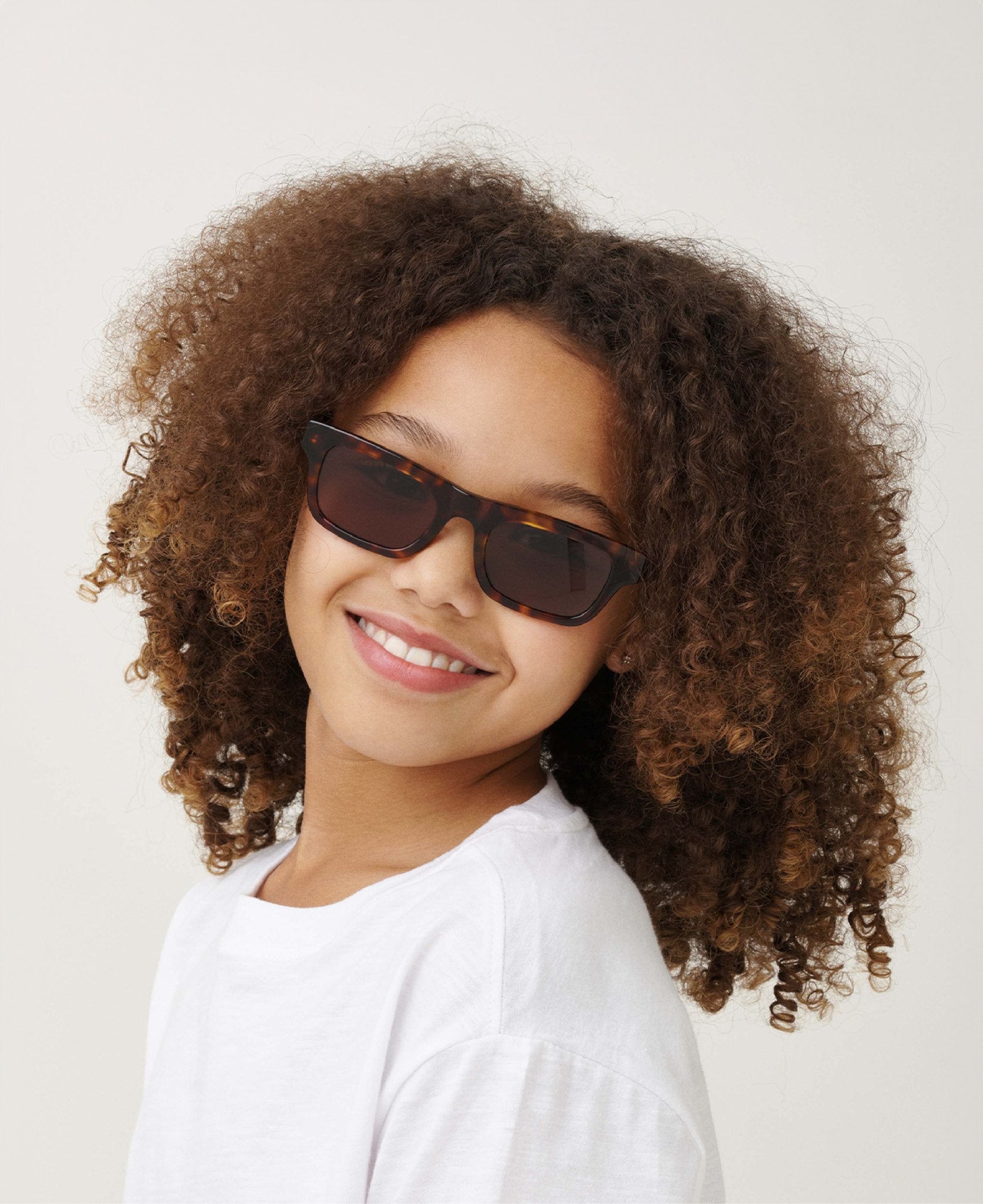 messyweekend-dylan-the-kid-kinder-sonnenbrille-tortoise-brown image 3