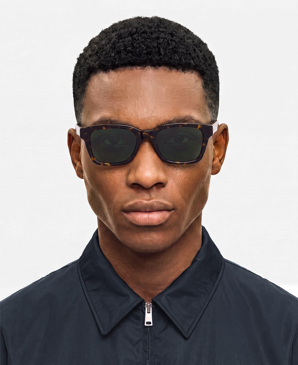 messyweekend-kiro-dark-havana-deep-green-eckige-sonnenbrille image 2