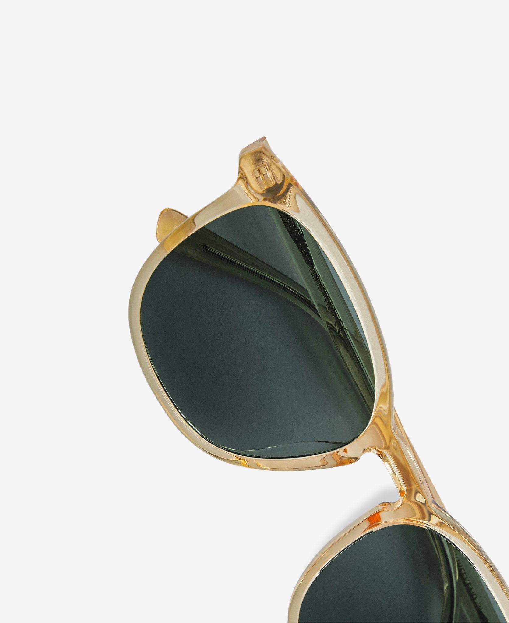 messyweekend-sean-sonnenbrille-champagne-green image 5