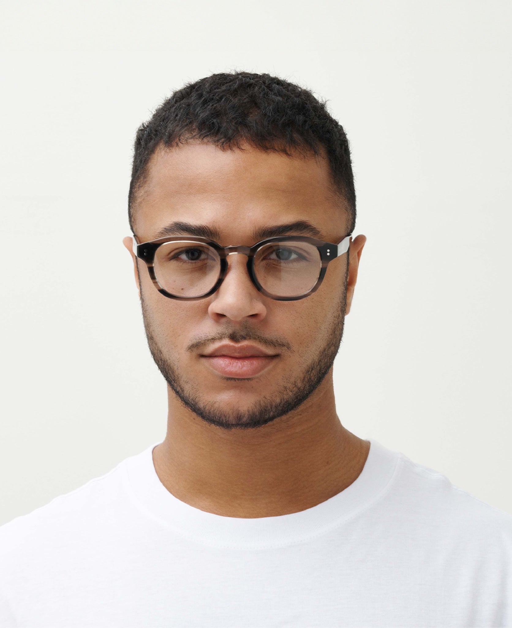 messyweekend-bille-optics-blaulichtbrille-cloudy-grey-clear image 3