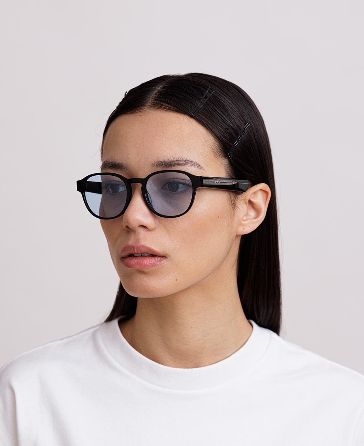 messyweekend-ryan-reveal-sonnenbrille-black-blue-tint image 6