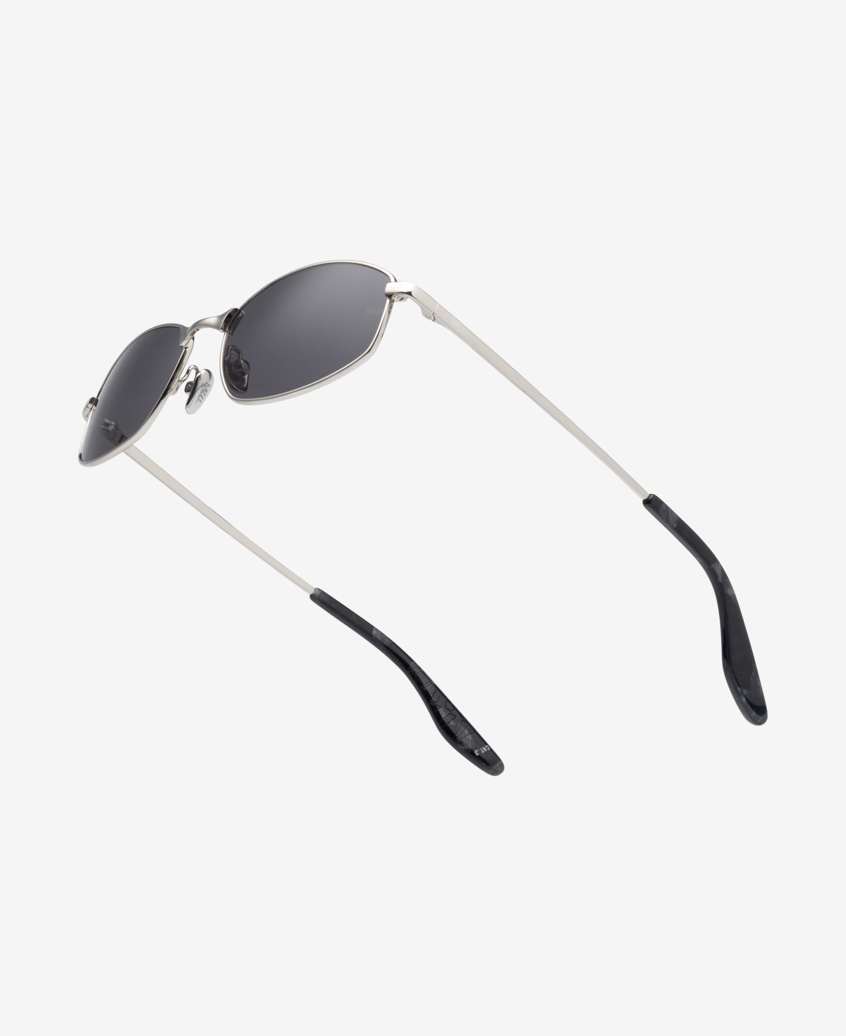 messyweekend-nao-shiny-silver-deep-grey-sonnenbrille-premium image 4