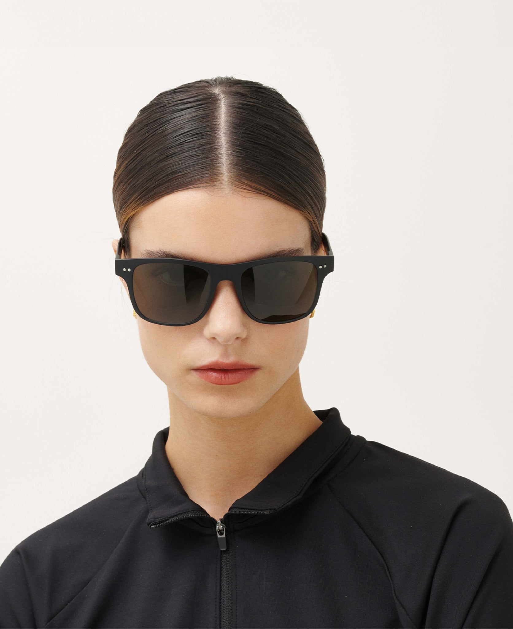 messyweekend-tempo-sport-sonnenbrille-black-grey image 4