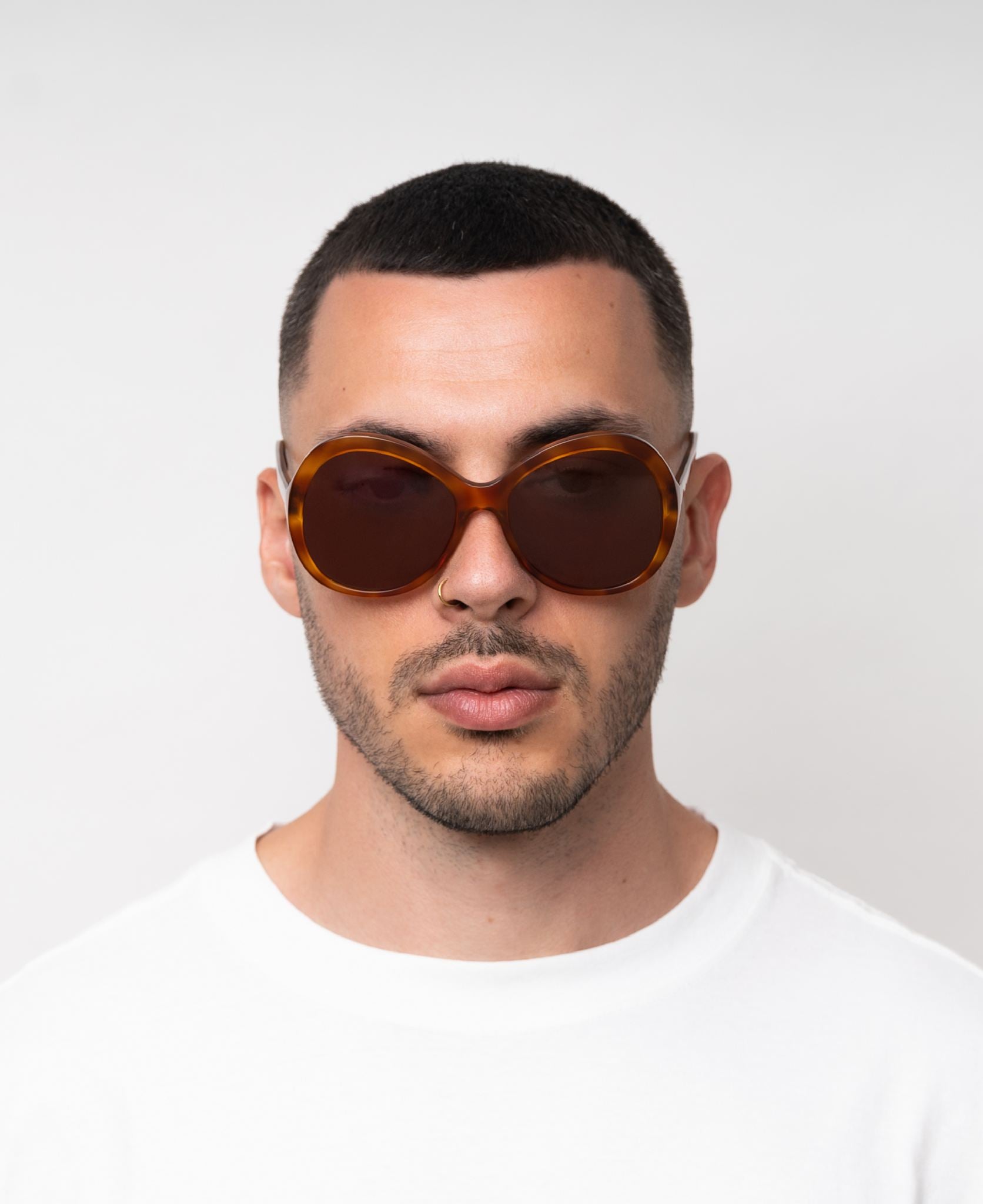 messyweekend-olivia-sonnenbrille-havana-brown-rund-oversize image 5