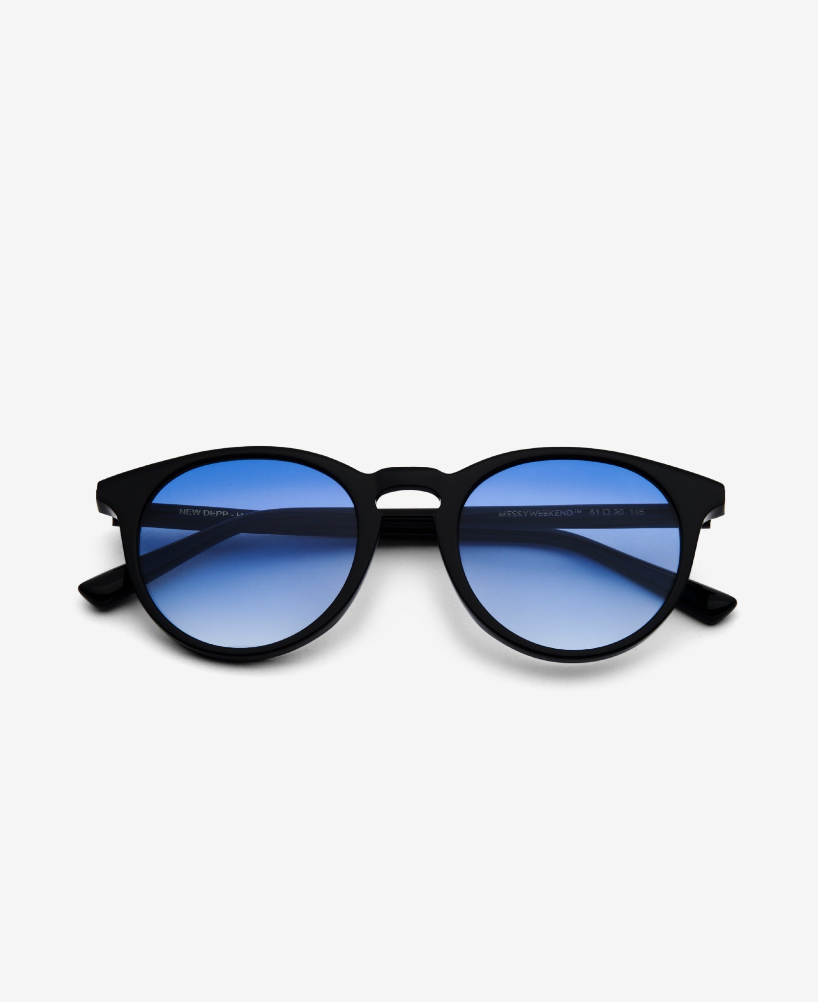 messyweekend-new-depp-sonnenbrille-black-gradient-blue-panto-acetat image 6