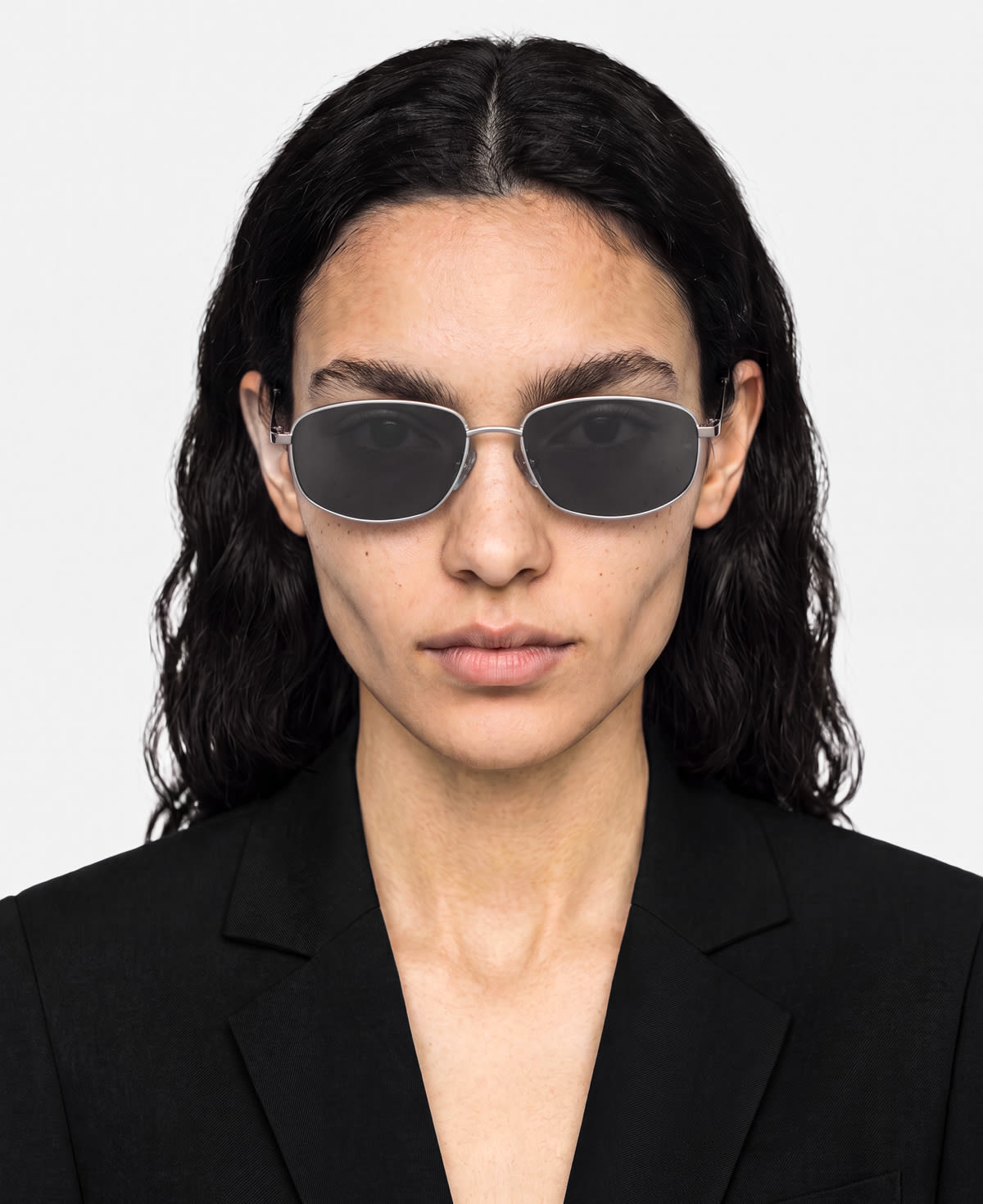 messyweekend-aven-sonnenbrille-shiny-silver-deep-grey image 2