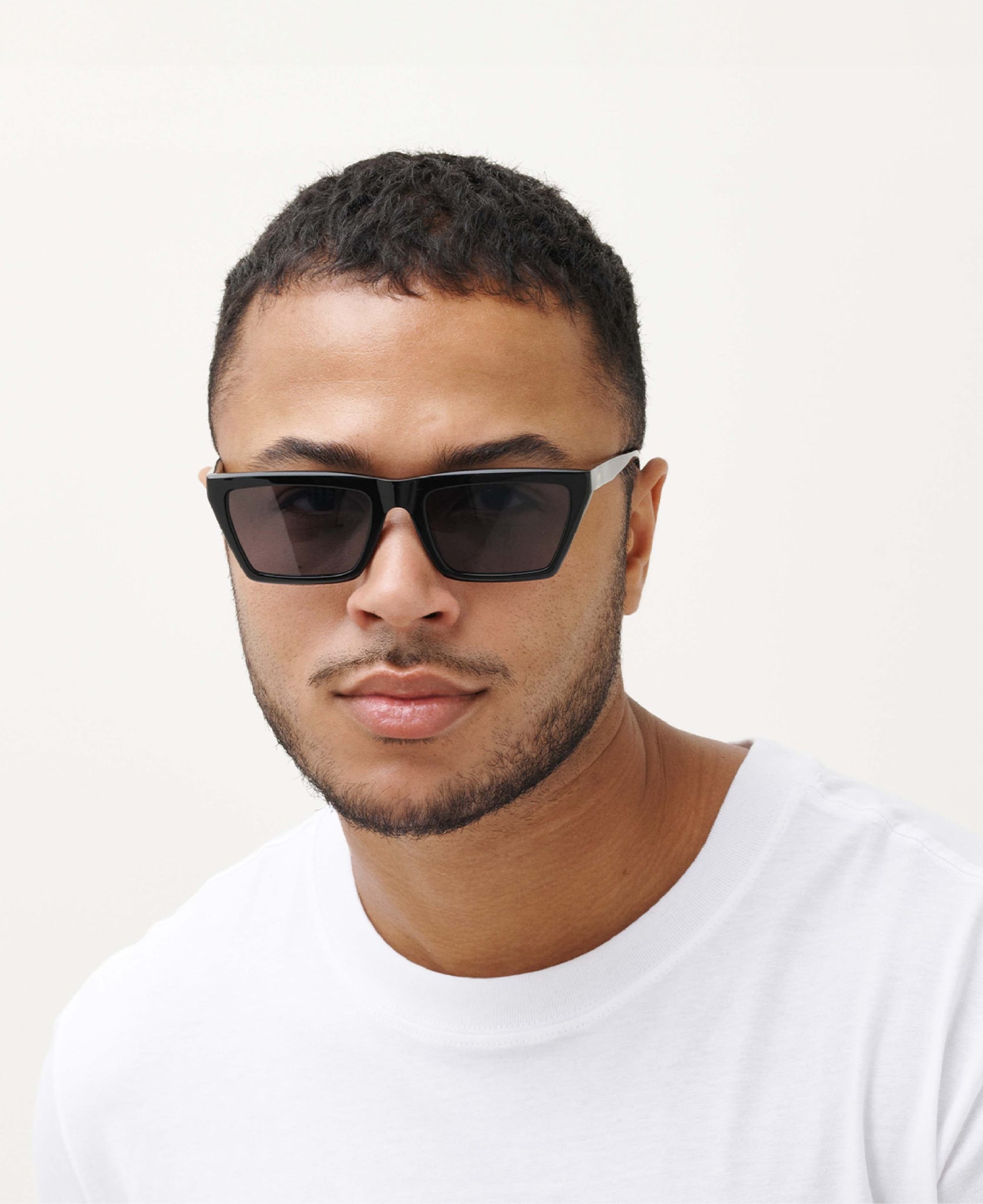 messyweekend-new-corey-sonnenbrille-black-grey image 4