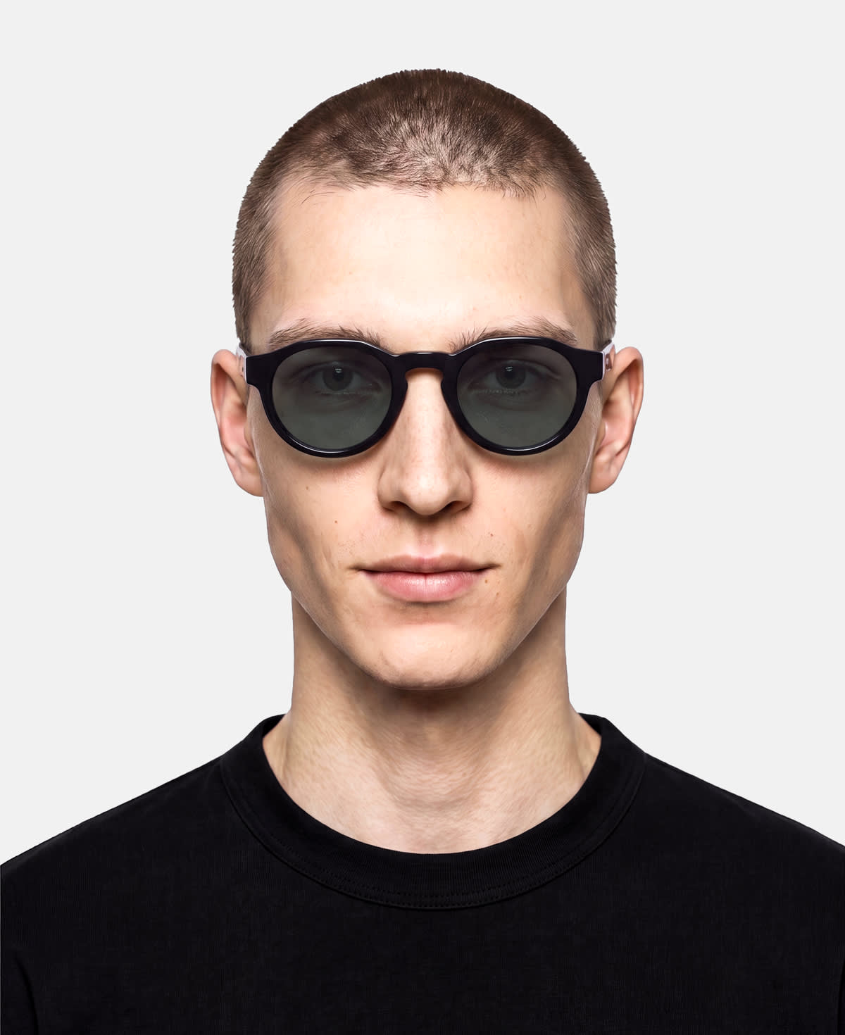 messyweekend-kael-brille-black-deep-green-gradient image 2