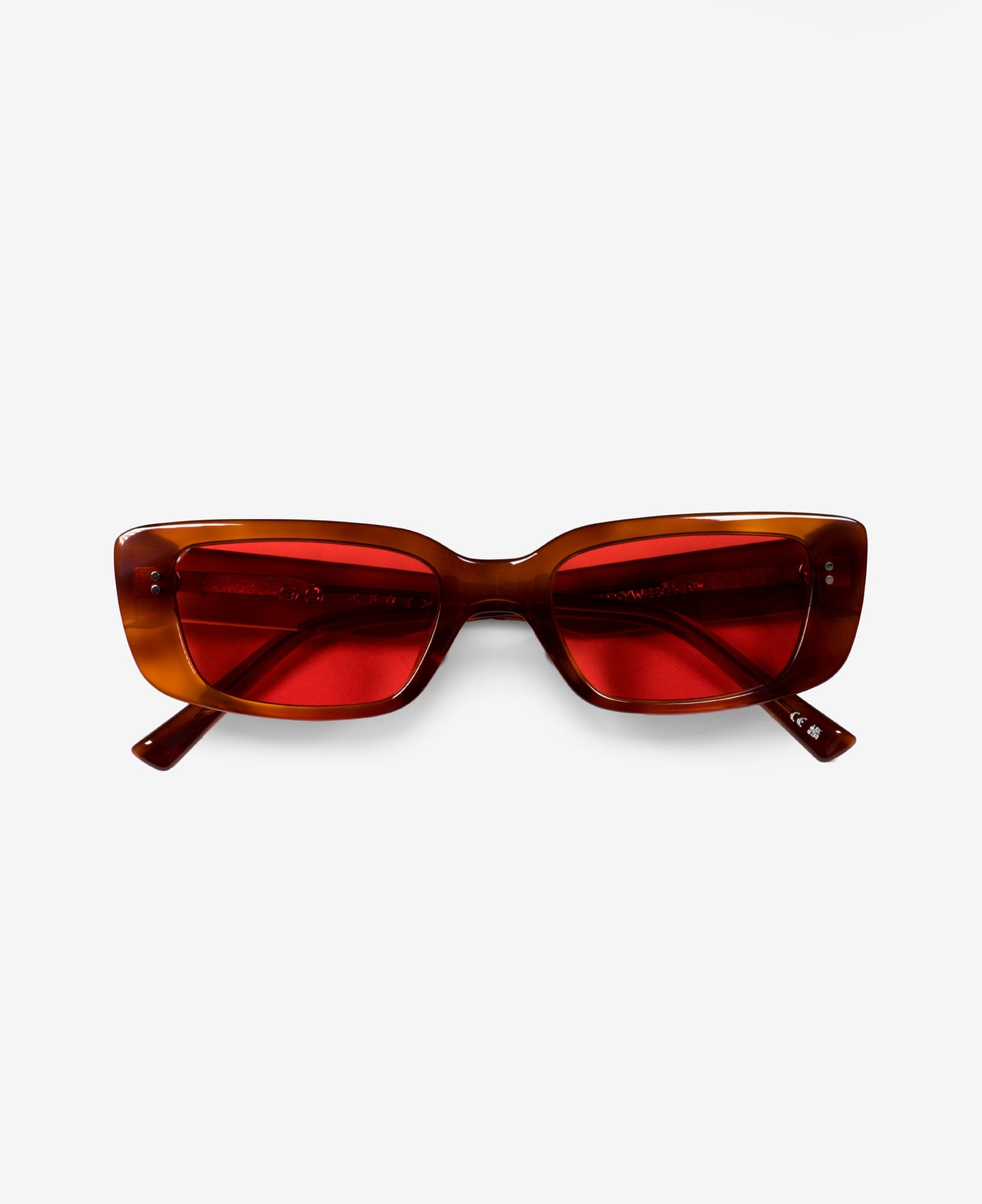 messyweekend-grace-edwin-sonnenbrille-tortoise-red image 5