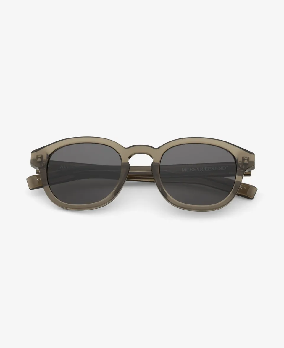 messyweekend-aki-sonnenbrille-moss-deep-grey image 1
