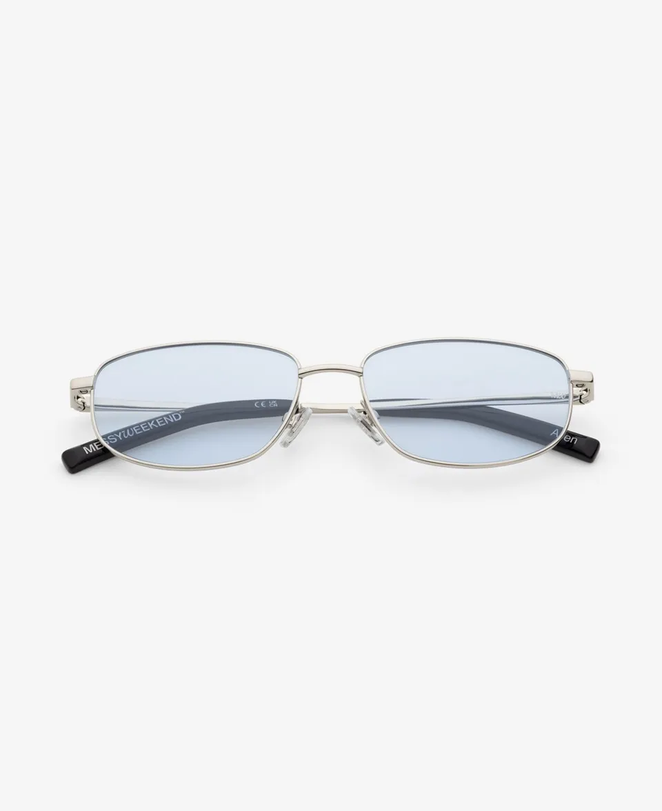 messyweekend-aven-brille-shiny-silver-soft-blue-rechteck-metall image 1