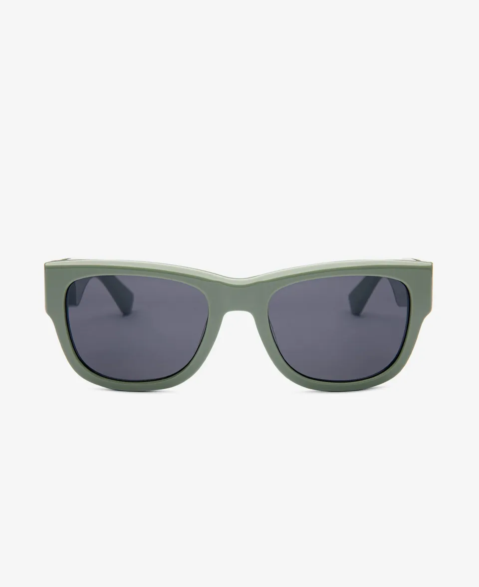 messyweekend-james-sonnenbrille-sage-grey image 1