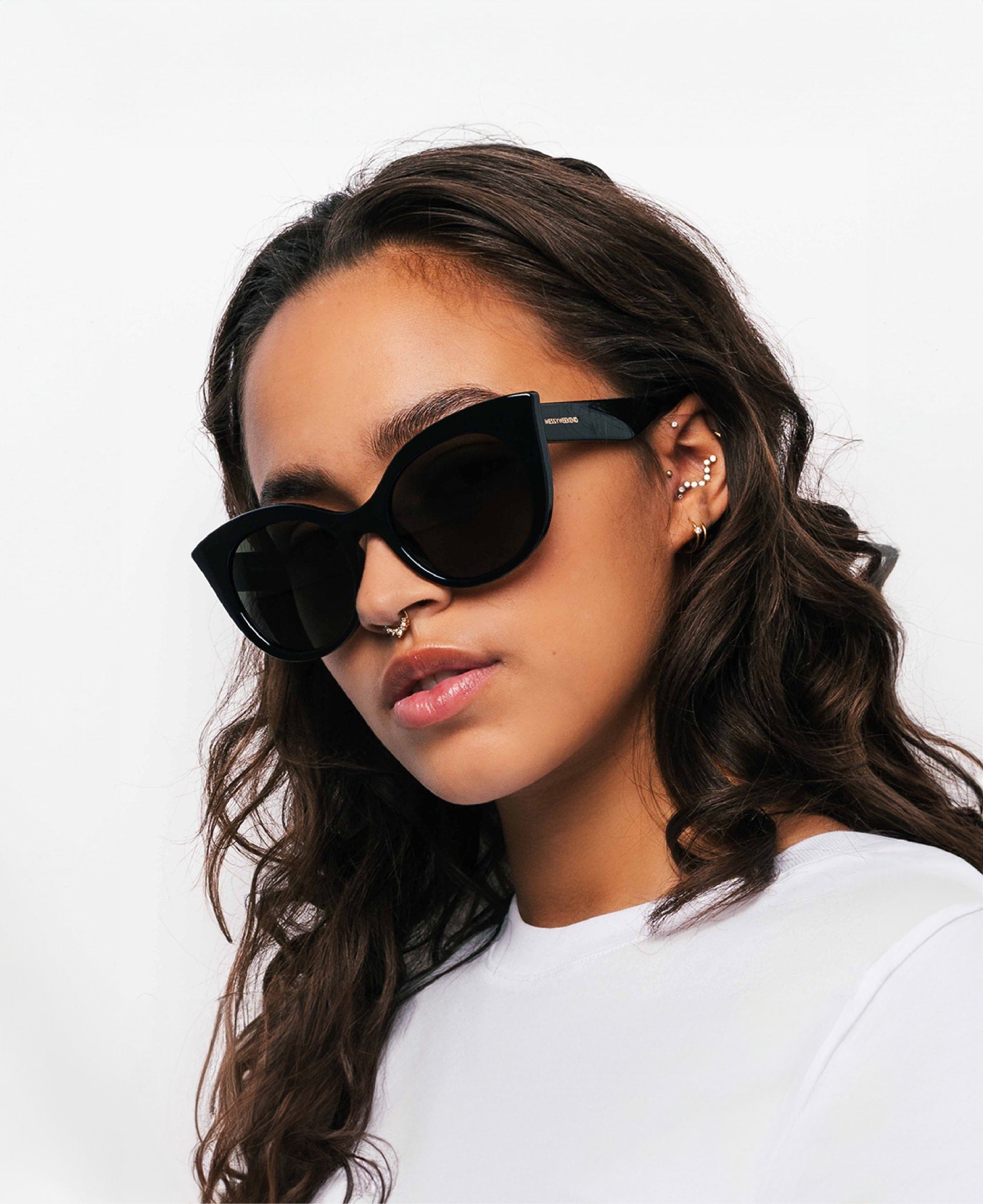 messyweekend-thelma-sonnenbrille-black-green image 3