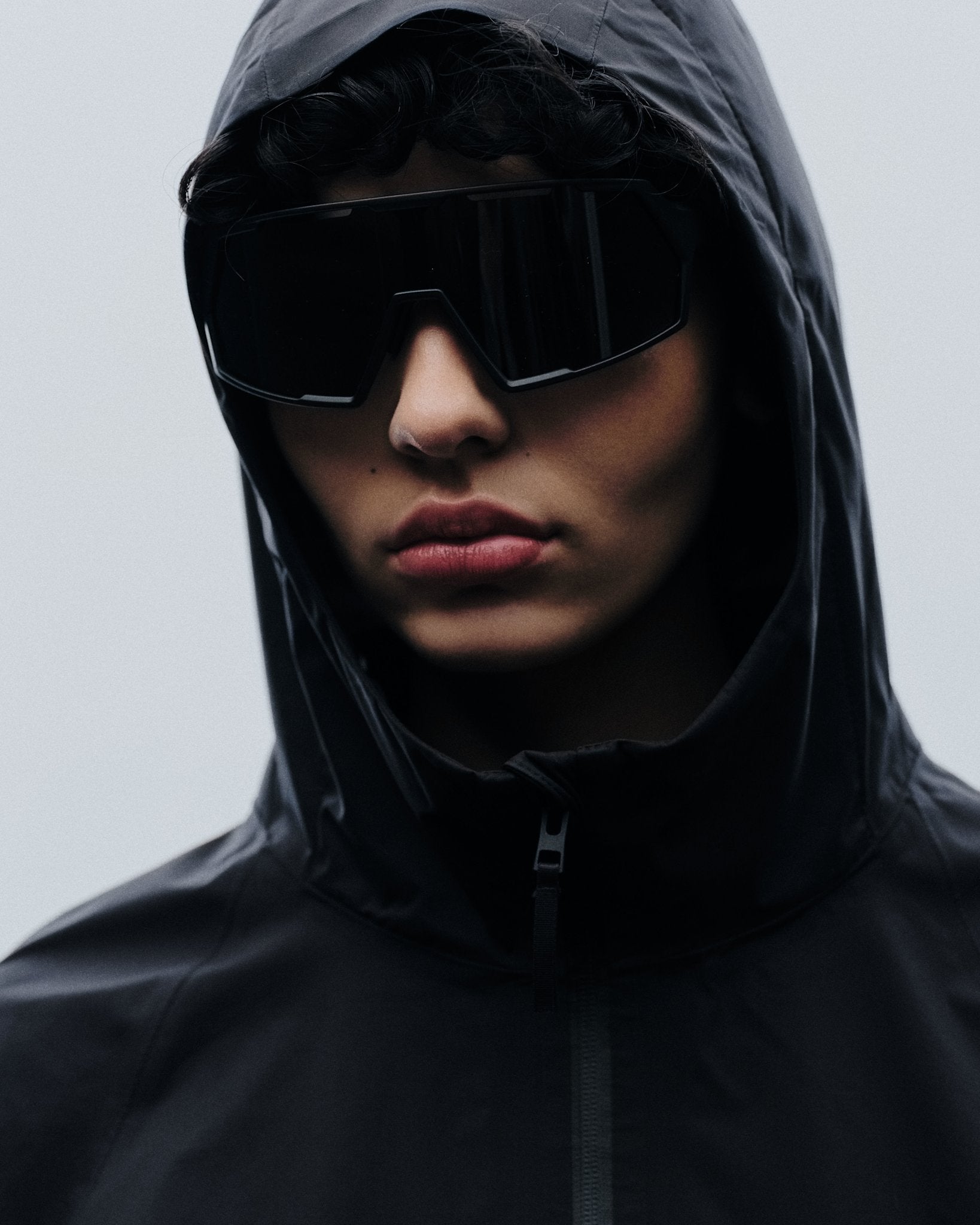 messyweekend-drift-sport-sonnenbrille-black-grey-tr90 image 4