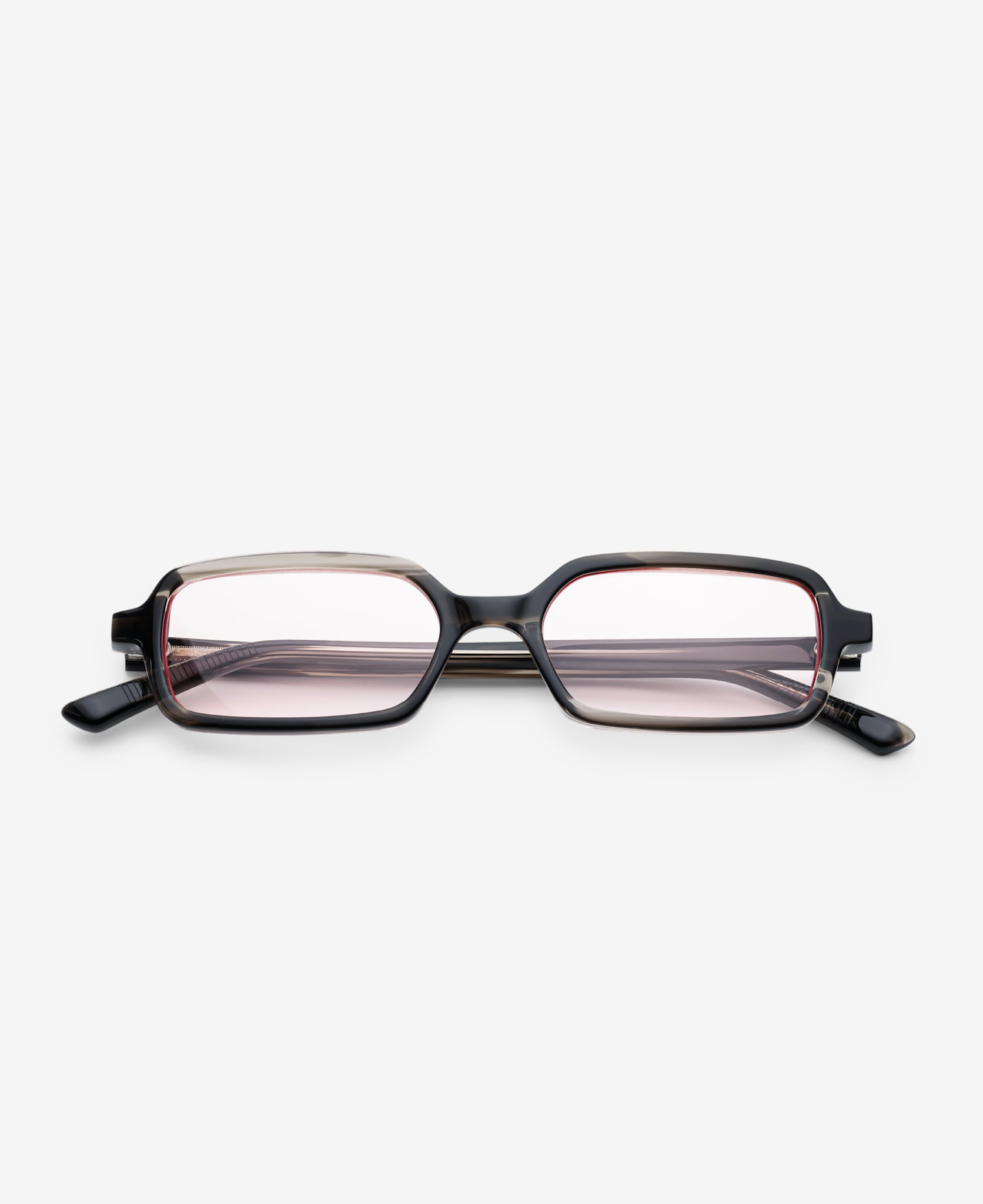 messyweekend-milo-optics-blaulichtbrille-cloudy-grey-peach-red-tint image 4