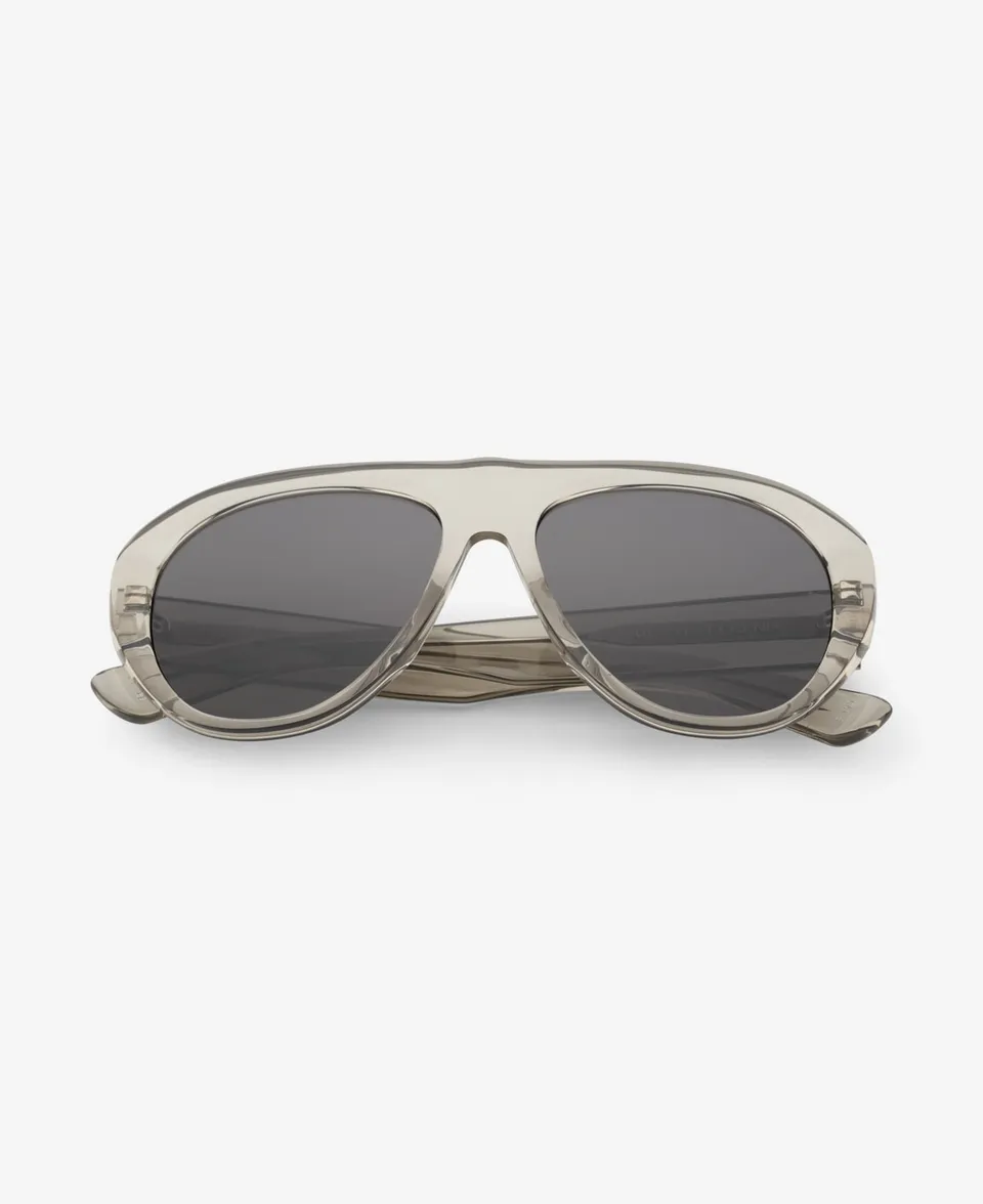 messyweekend-aon-premium-sonnenbrille-clay-deep-grey image 1