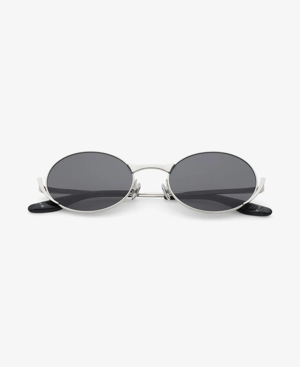 messyweekend-nomi-sonnenbrille-shiny-silver-deep-grey image 1