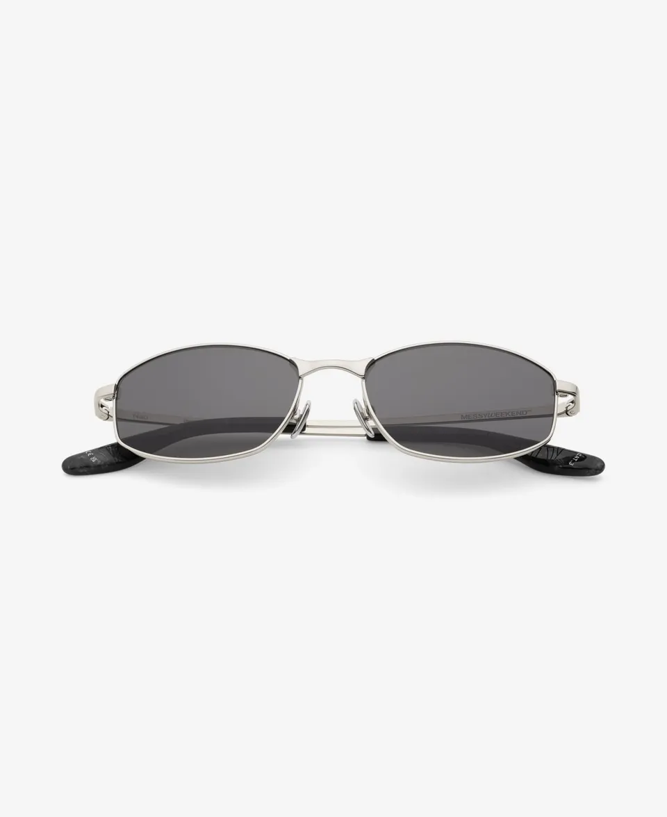 messyweekend-nao-shiny-silver-deep-grey-sonnenbrille-premium image 1