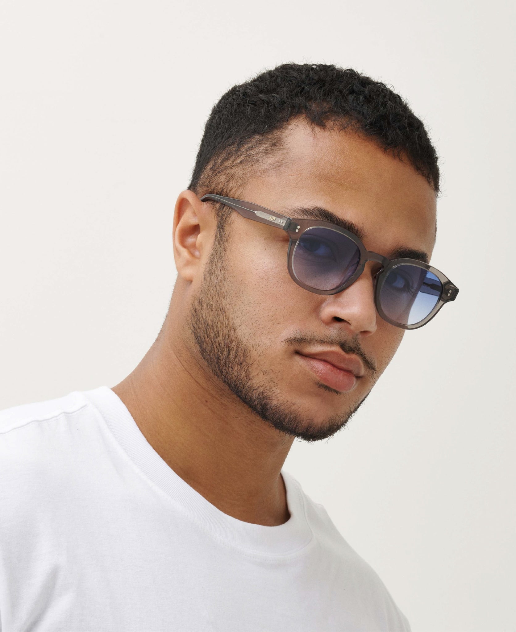 messyweekend-bille-korrektionsbrille-grey-crystal-blue image 3