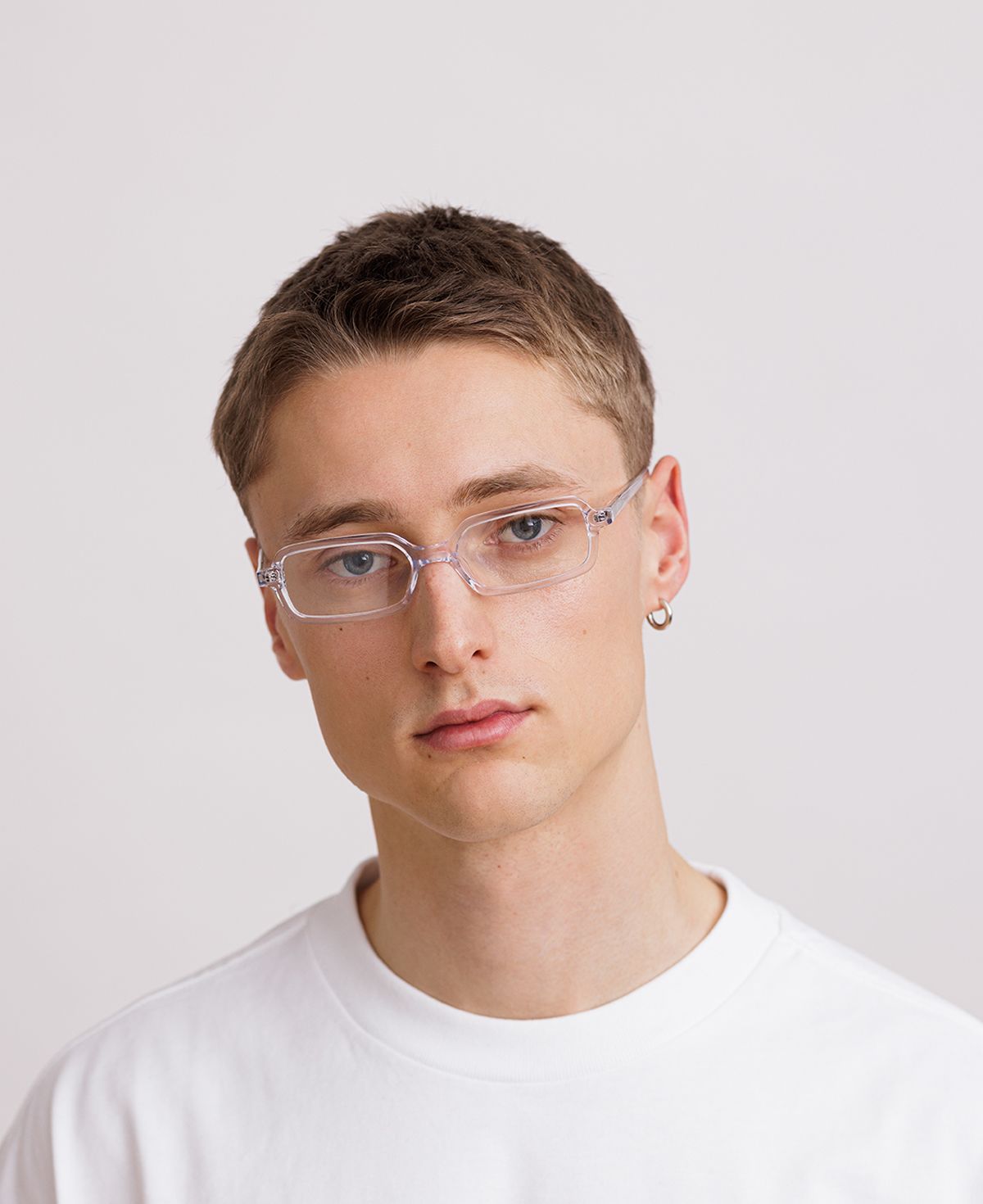 messyweekend-milo-optics-blaulichtbrille-crystal-clear image 5