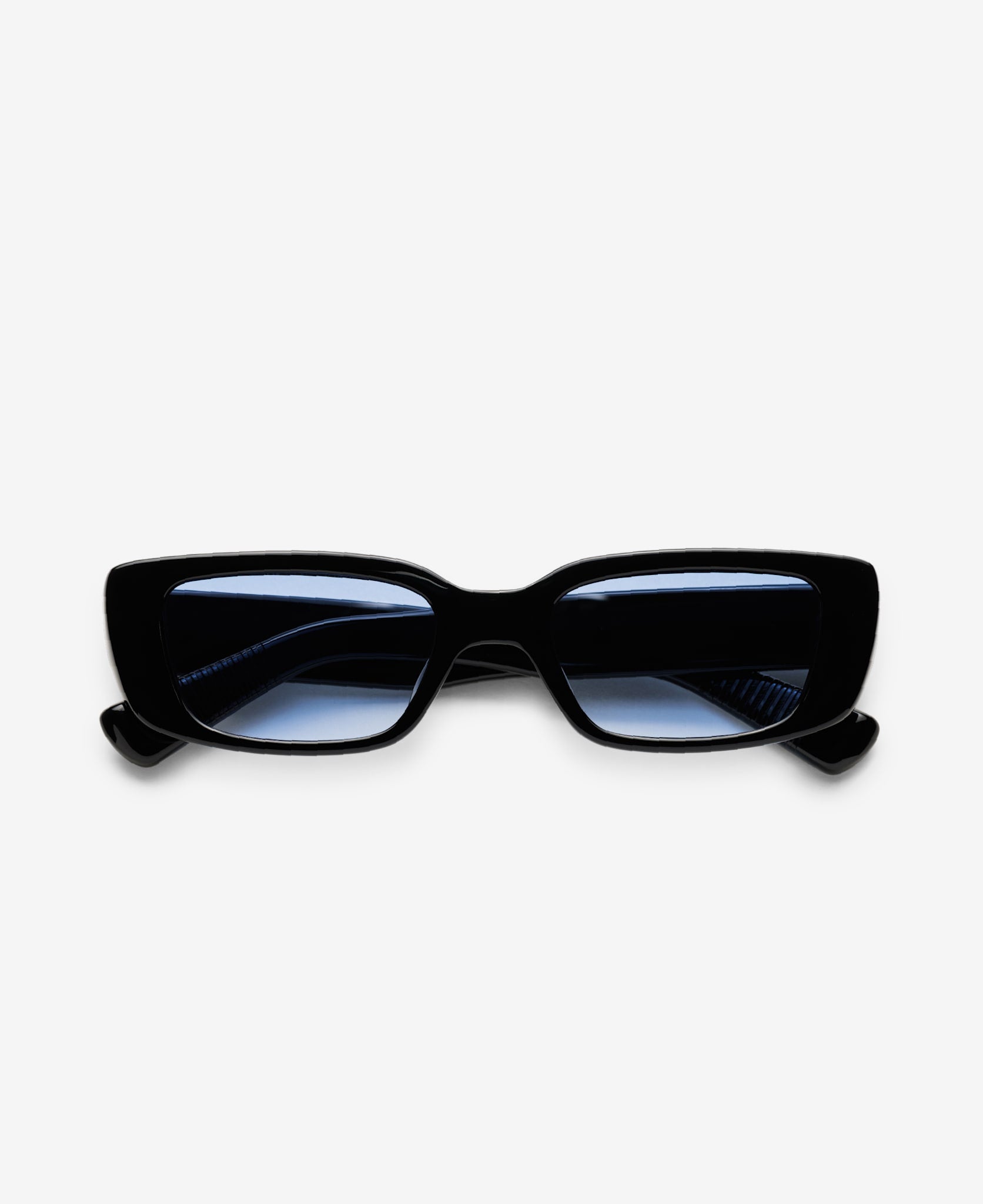 messyweekend-grace-sonnenbrille-black-gradient-blue image 2