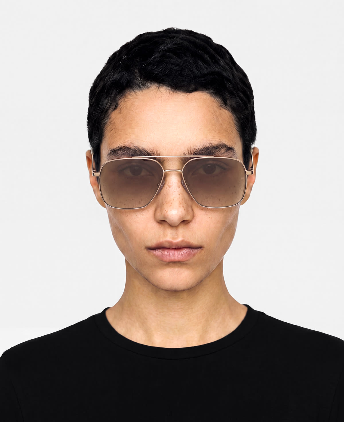 messyweekend-veo-sonnenbrille-shiny-gold-deep-brown-gradient image 2
