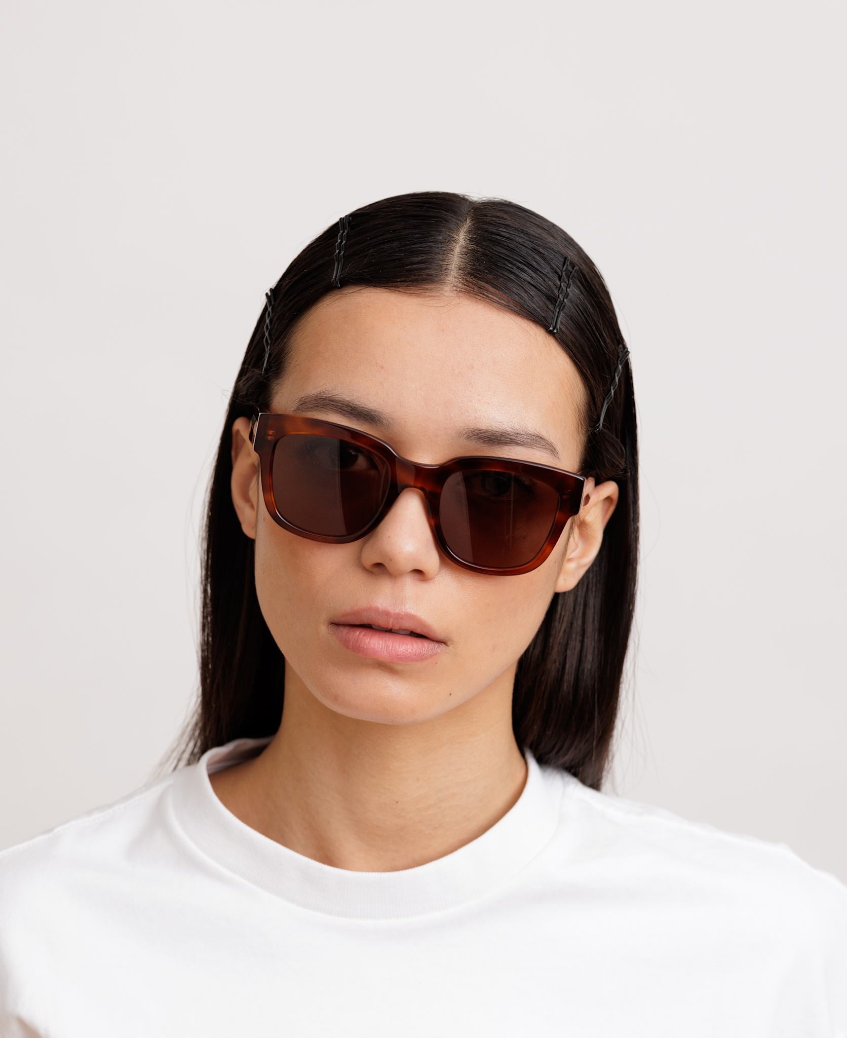 messyweekend-liv-reveal-blaulichtbrille-havana-transparent-brown image 4