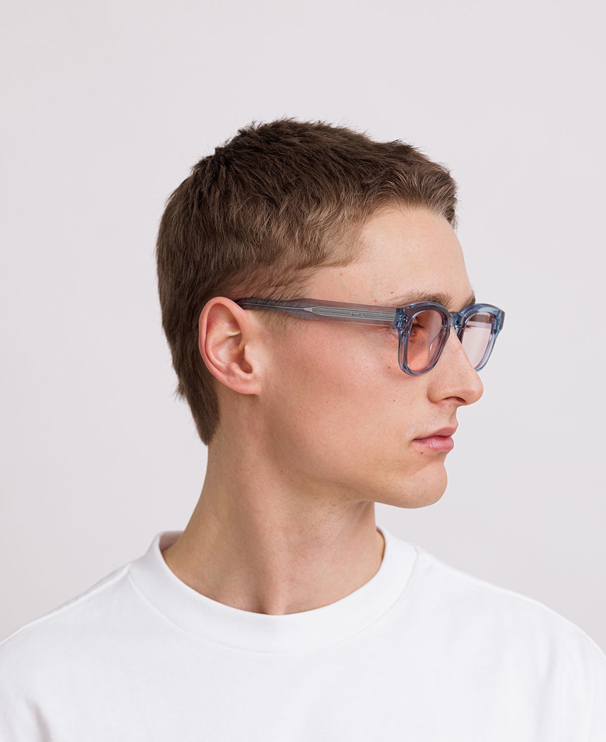 messyweekend-austin-reveal-sonnenbrille-transparent-blue-peach-red image 5