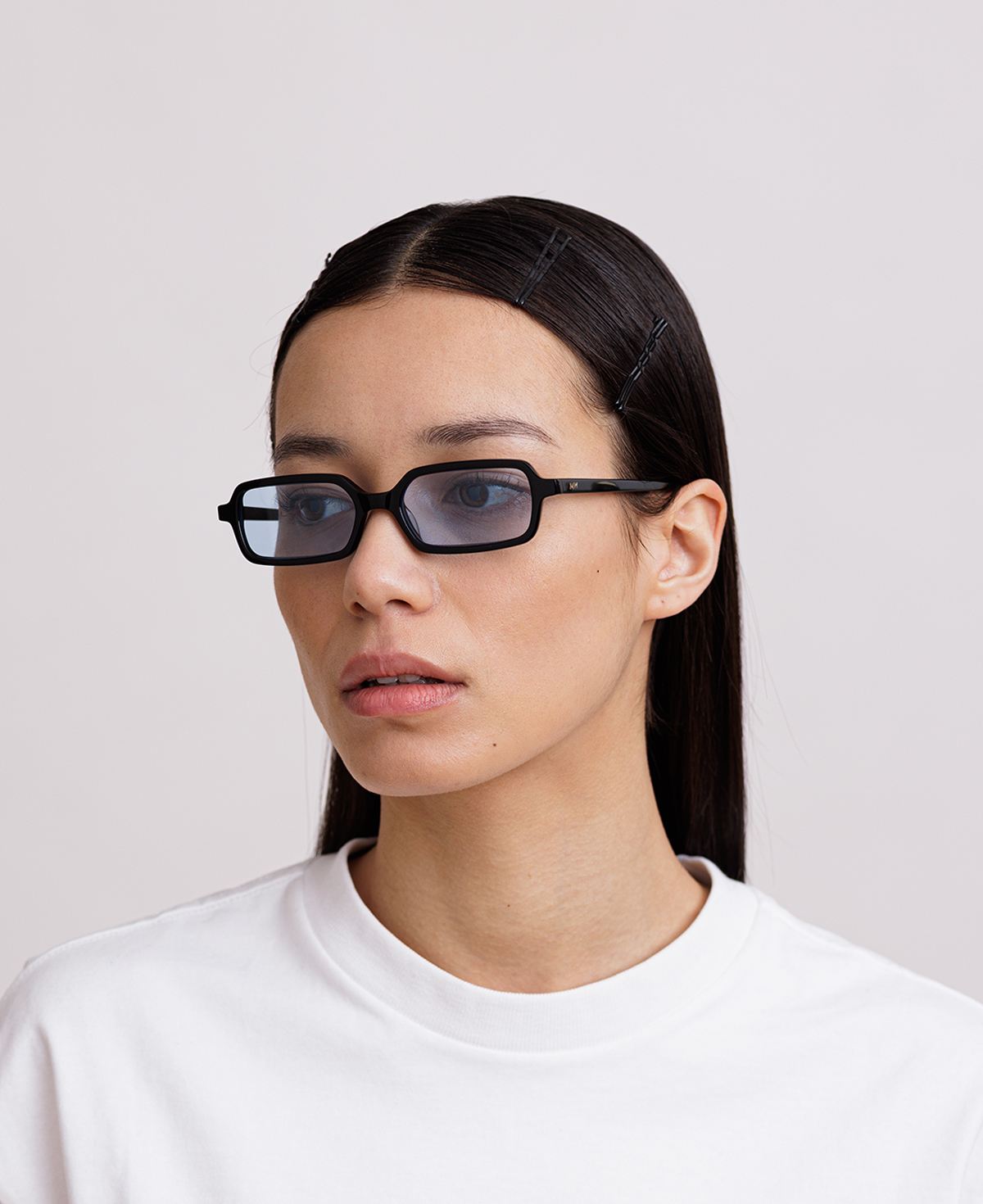 messyweekend-milo-optics-blaulichtbrille-black-blue-tint image 6