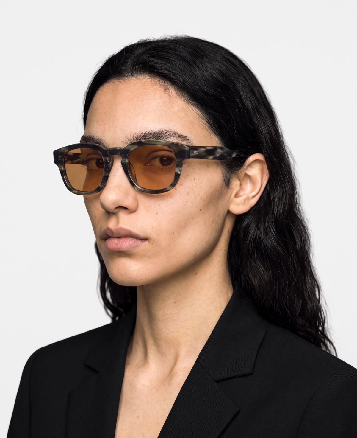 messyweekend-teo-sonnenbrille-grey-drift-rich-orange image 3
