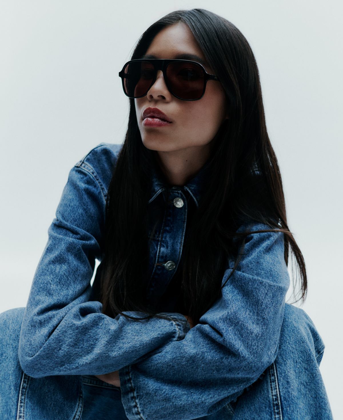 messyweekend-sonny-black-brown-sonnenbrille-aviator-oversize-premium image 5
