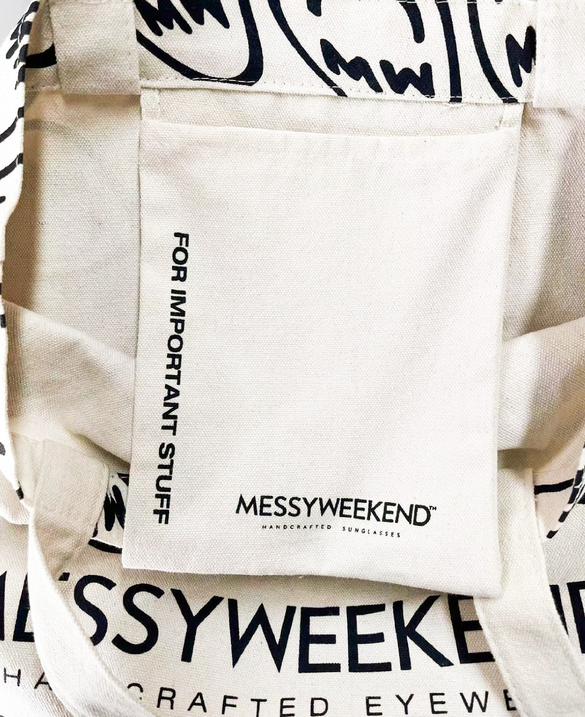 messyweekend-smiley-tote-bag-white-canvas image 3