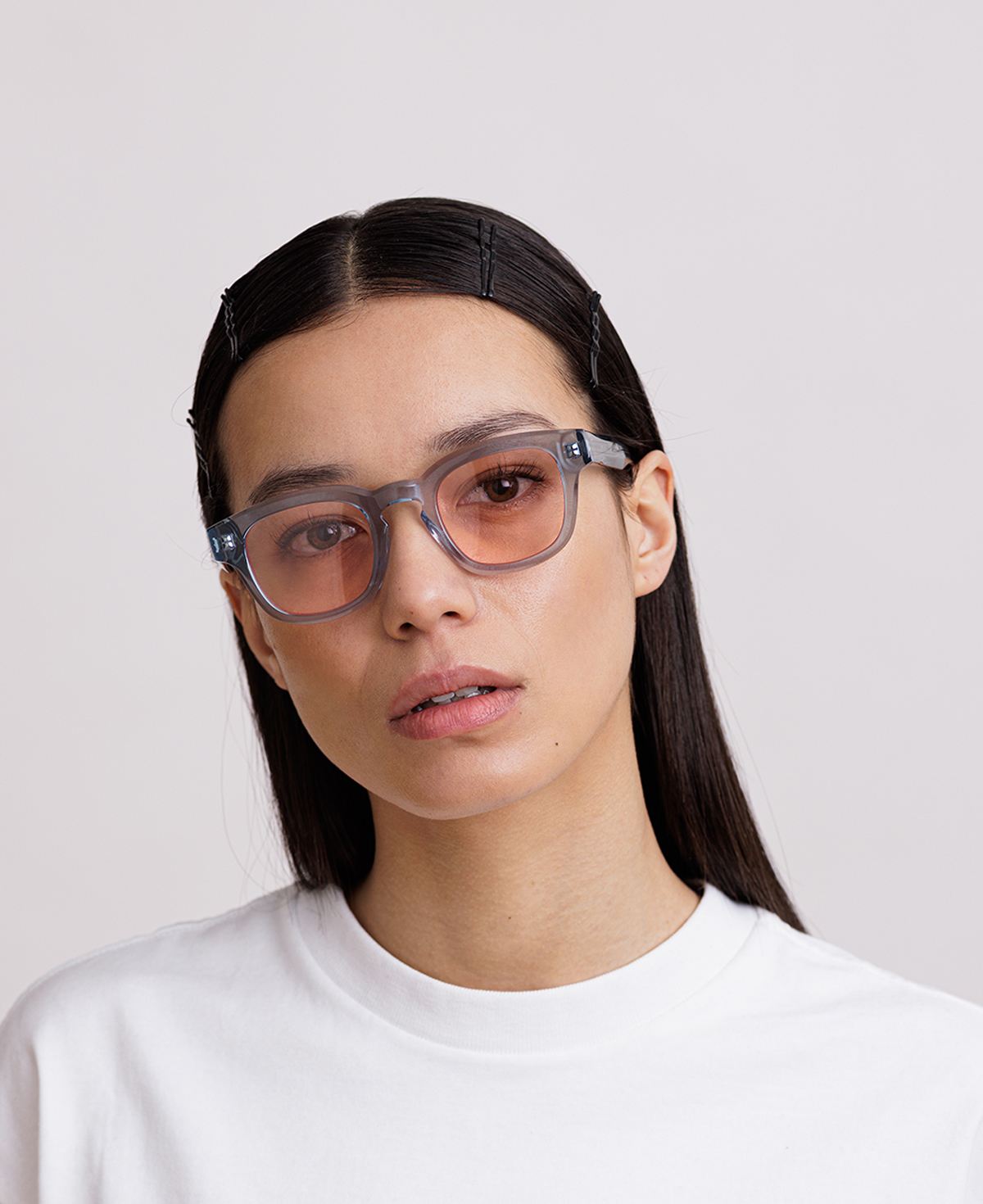 messyweekend-austin-reveal-sonnenbrille-transparent-blue-peach-red image 6