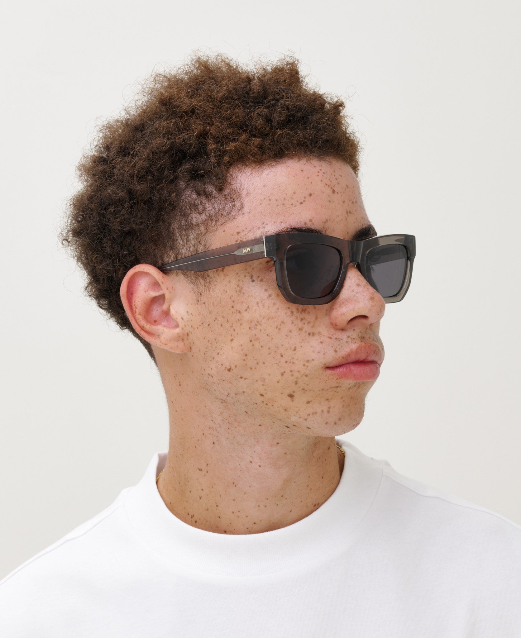 messyweekend-don-sonnenbrille-crystal-grey-grey image 3