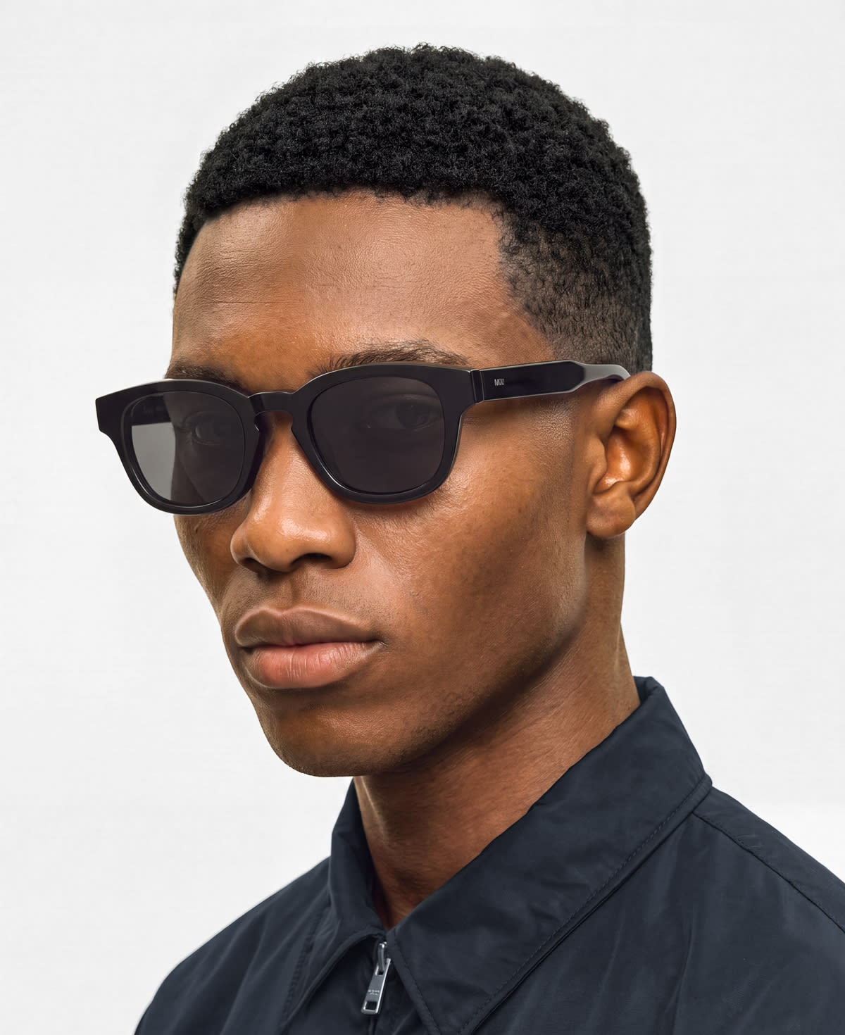 messyweekend-teo-sonnenbrille-black-deep-grey image 3