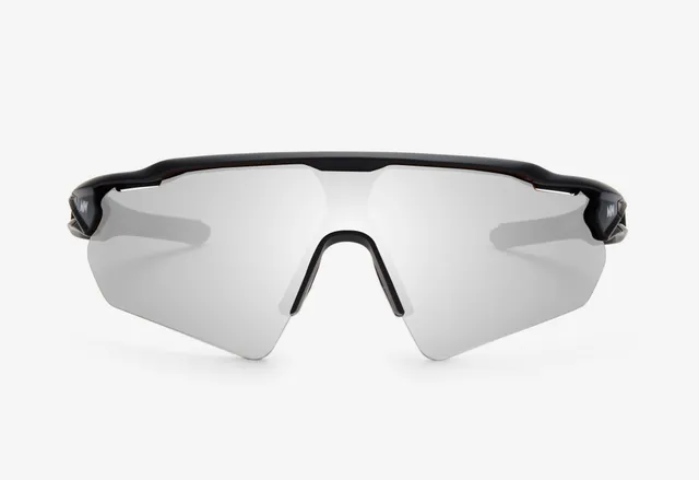 messyweekend-rapid-sportsonnenbrille-black-silver-mirrored-polarized image 1