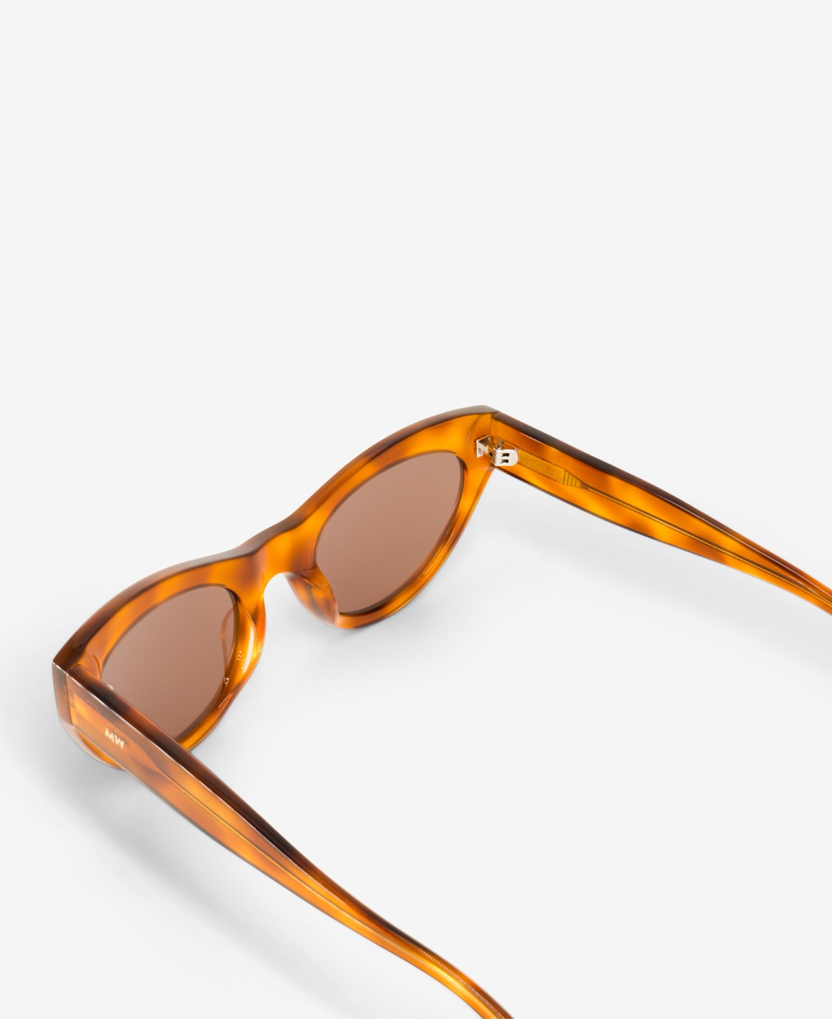 messyweekend-donna-cat-eye-sonnenbrille-havana-brown image 5