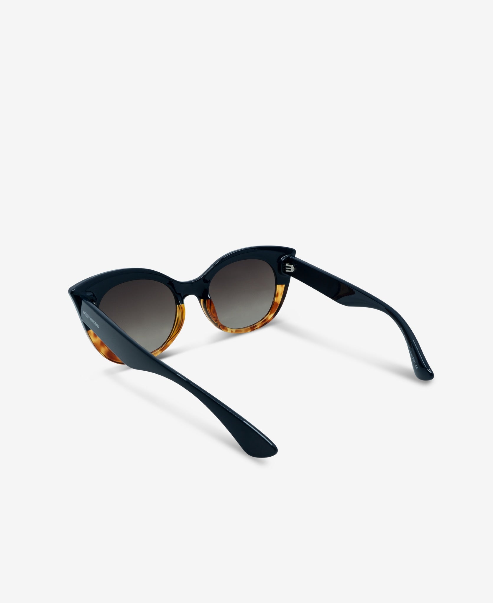 messyweekend-thelma-sonnenbrille-blue-tortoise-green-cat-eye image 5