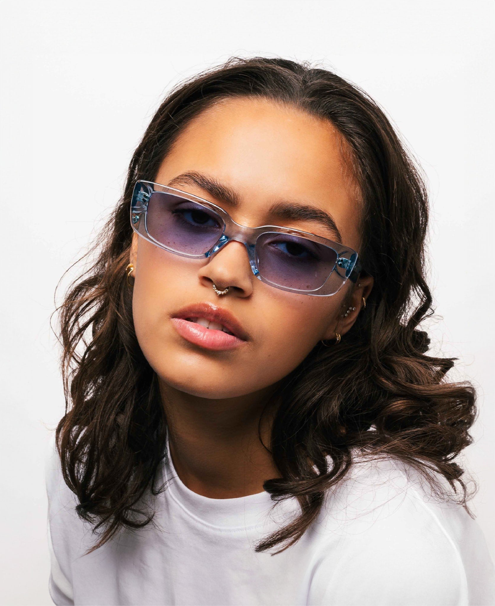 messyweekend-grace-sonnenbrille-blue-crystal-blue image 4