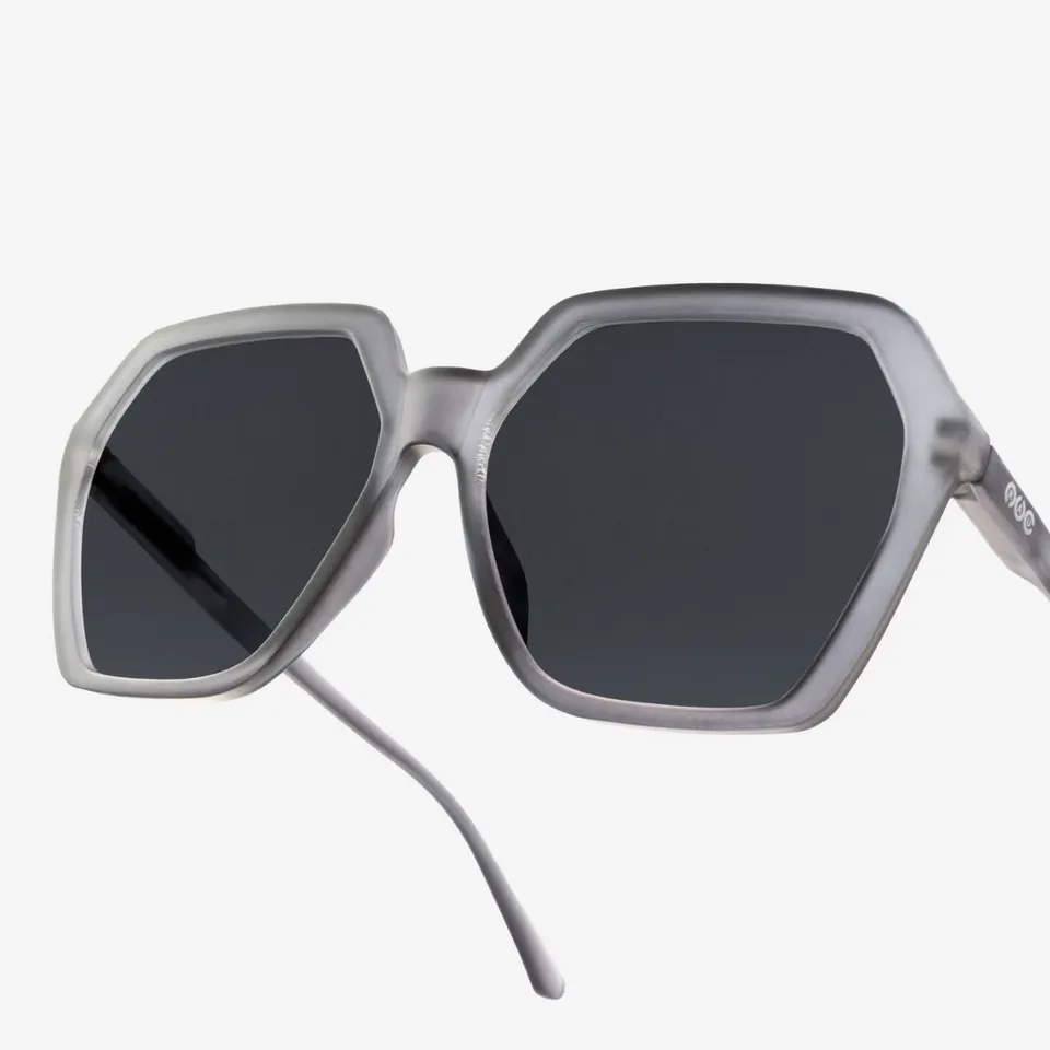 rau-readers-marie-claire-multifokale-sonnenbrille-dark-grey-matte image 1