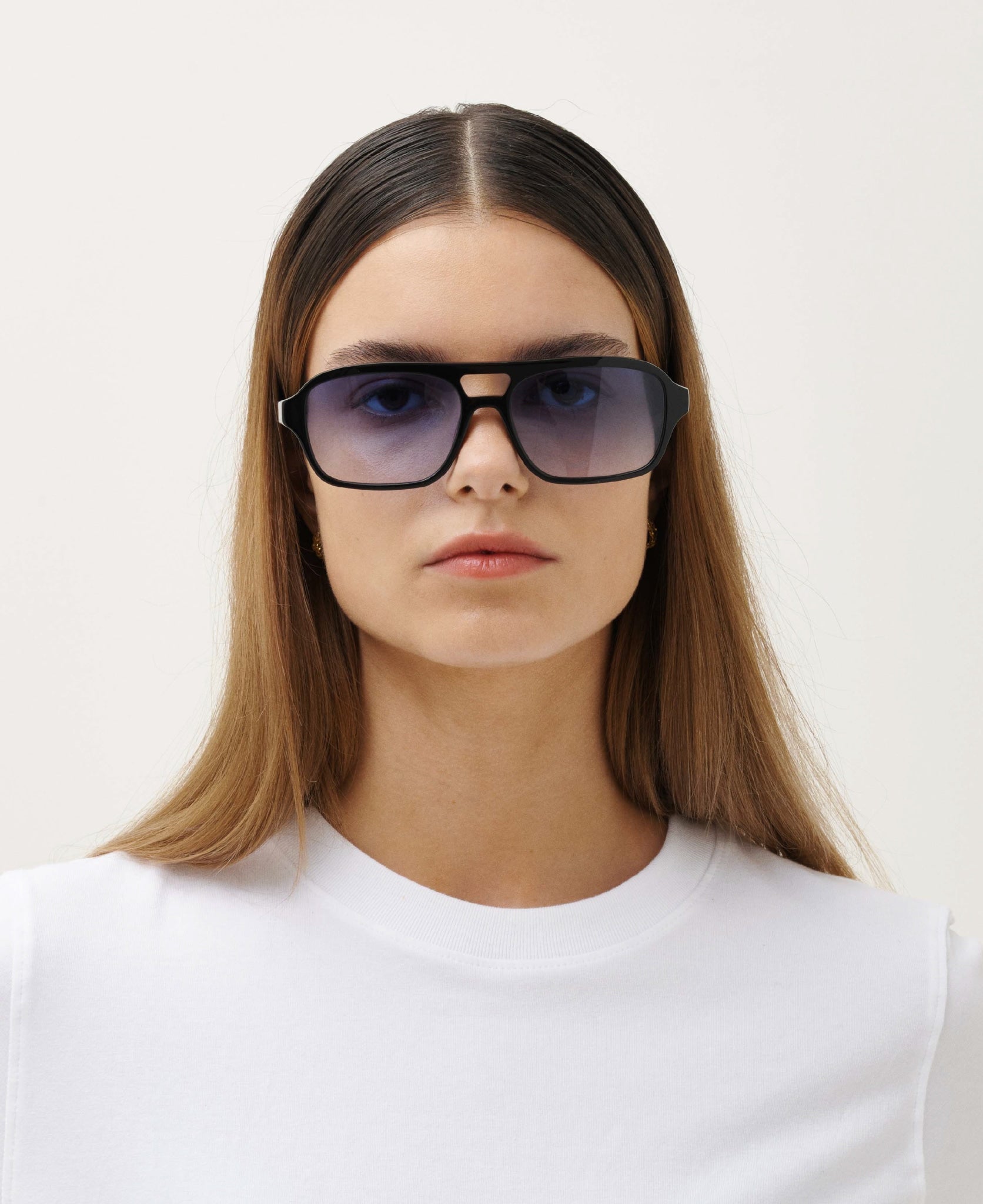 messyweekend-burt-sonnenbrille-black-gradient-blue image 4