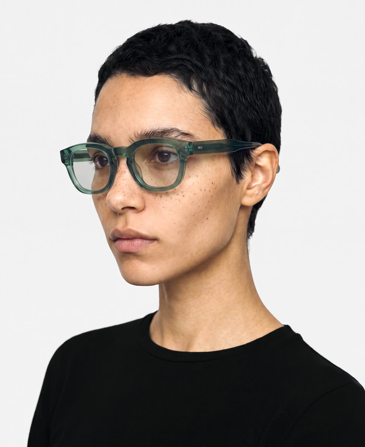 messyweekend-teo-sonnenbrille-opal-clear-navigator-acetat image 3