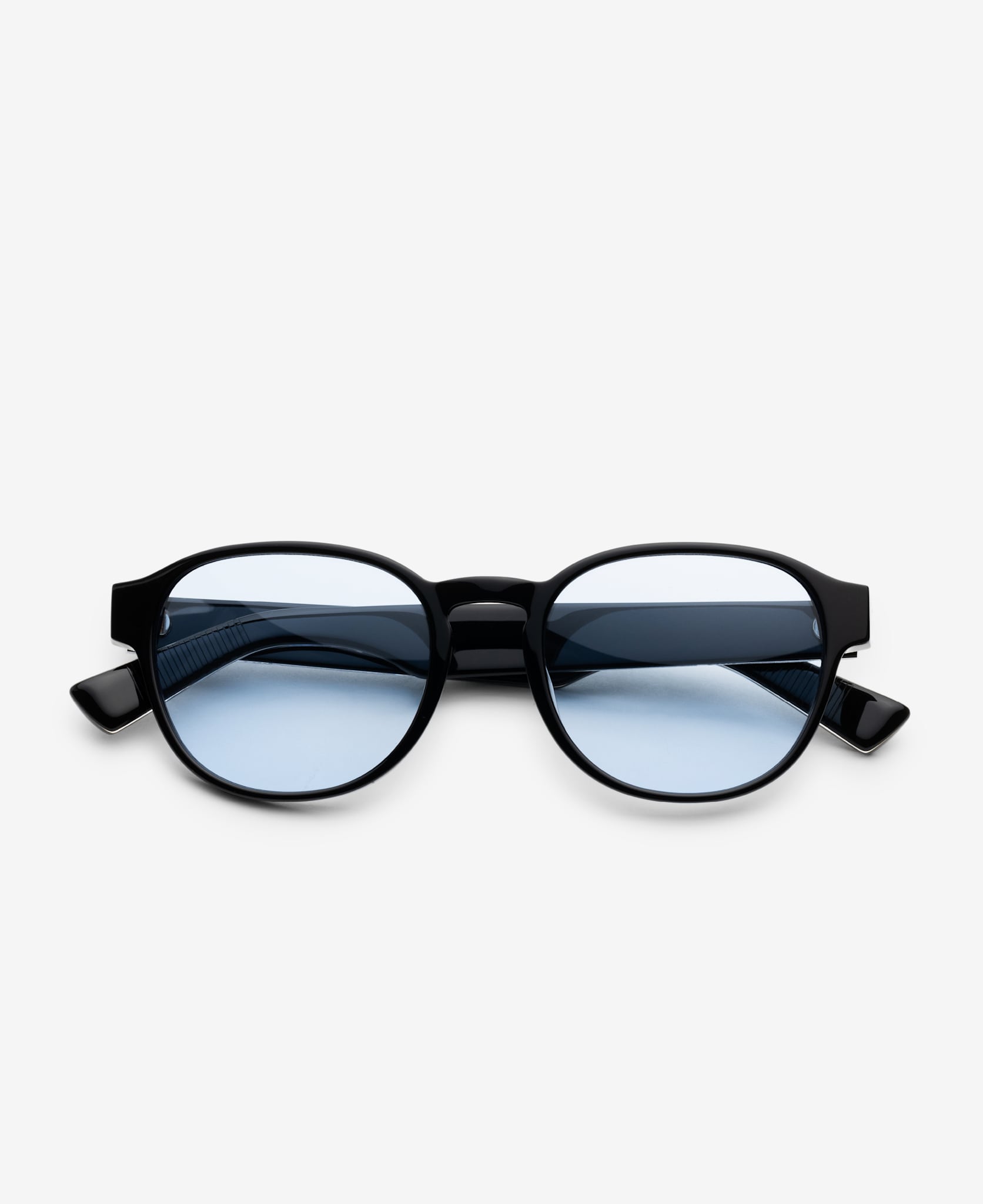 messyweekend-ryan-reveal-sonnenbrille-black-blue-tint image 4