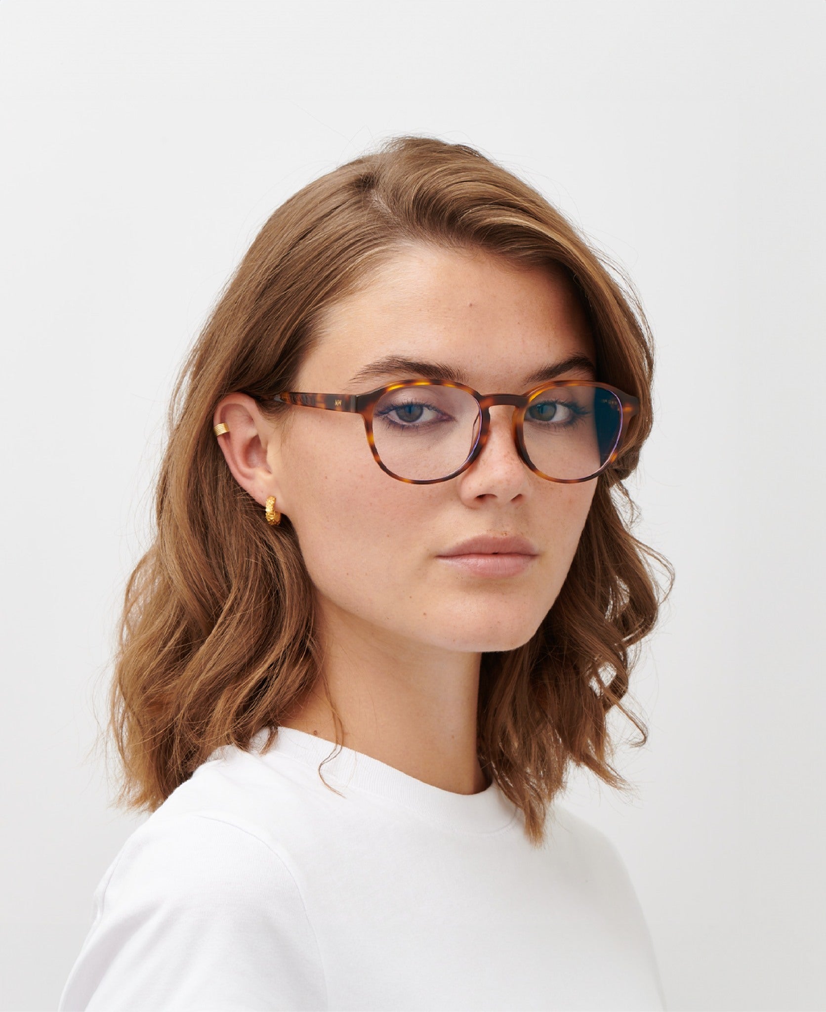 messyweekend-ryan-blaulichtbrille-tortoise-clear-leicht-eckig image 4