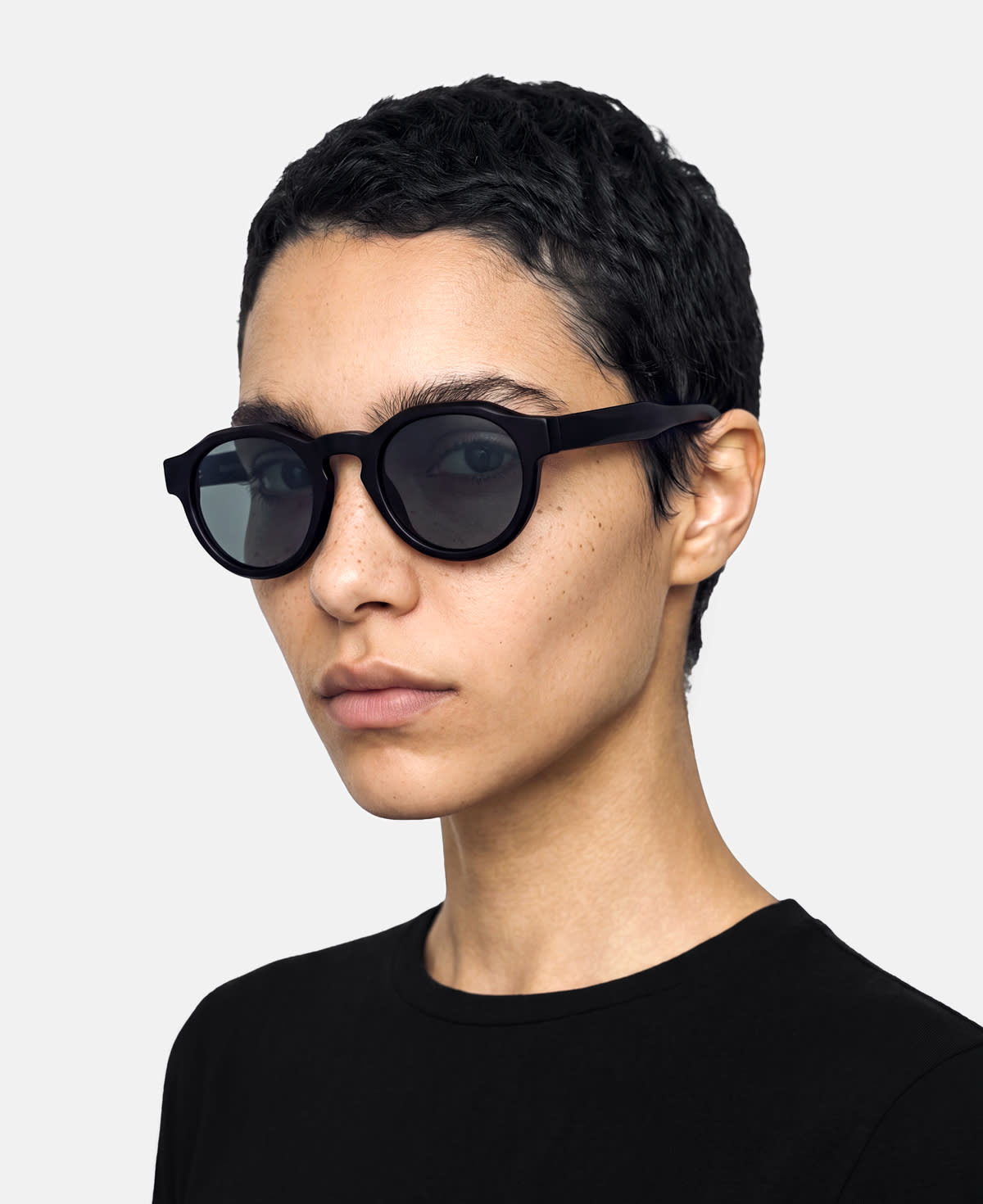 messyweekend-kael-brille-black-deep-green-gradient image 3
