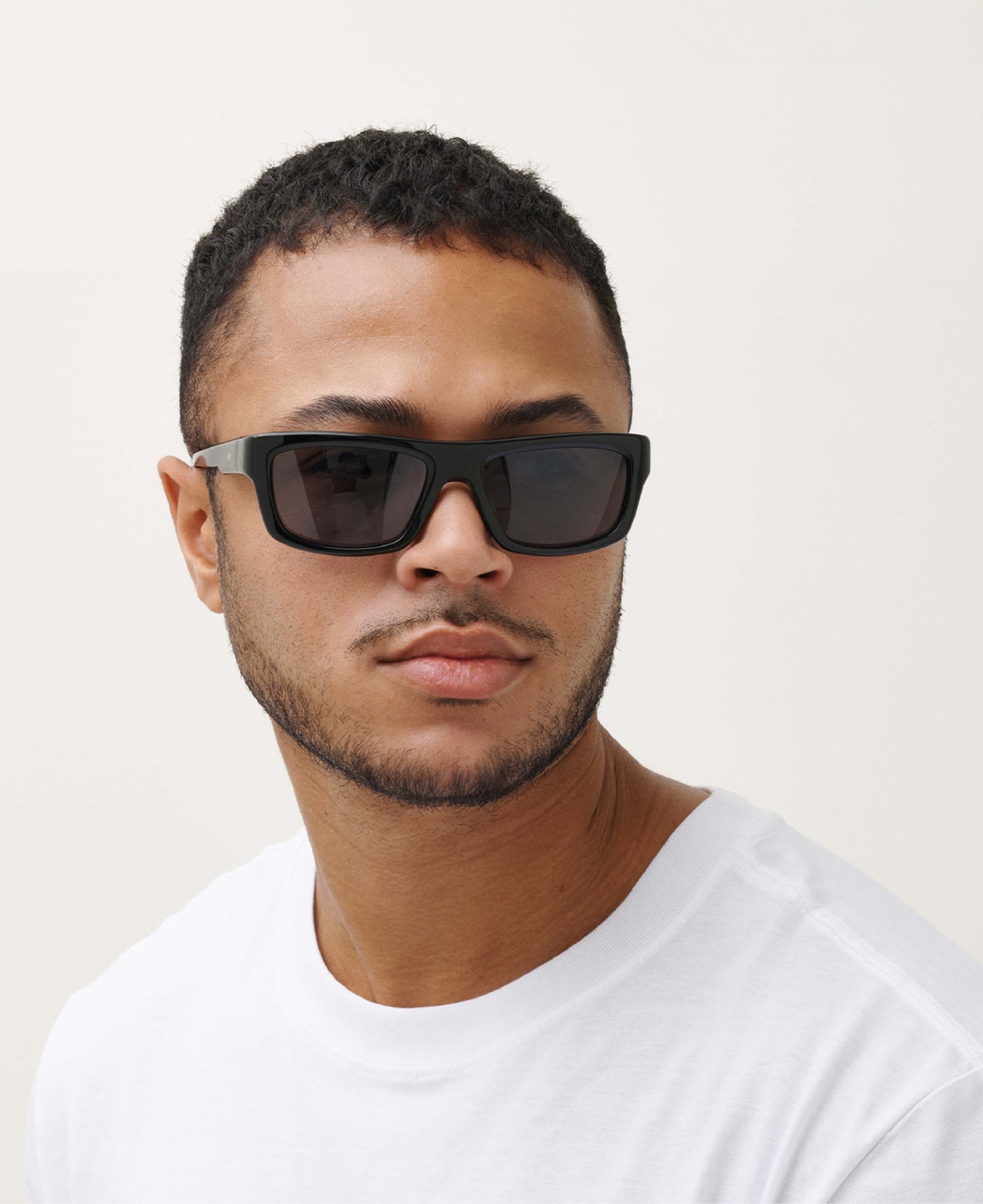 messyweekend-dennis-sonnenbrille-black-grey image 3